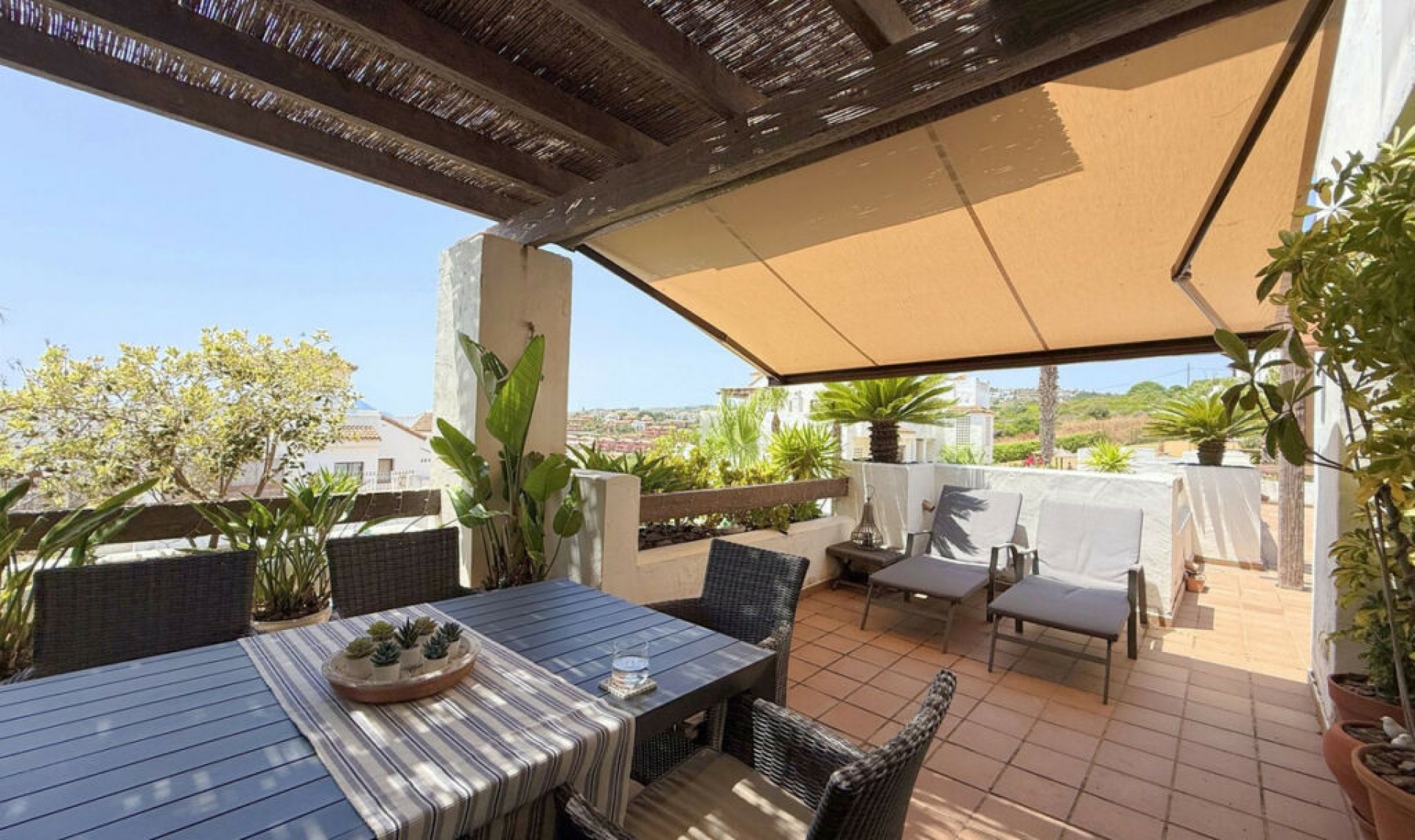 Resale - Apartment -
La Alcaidesa