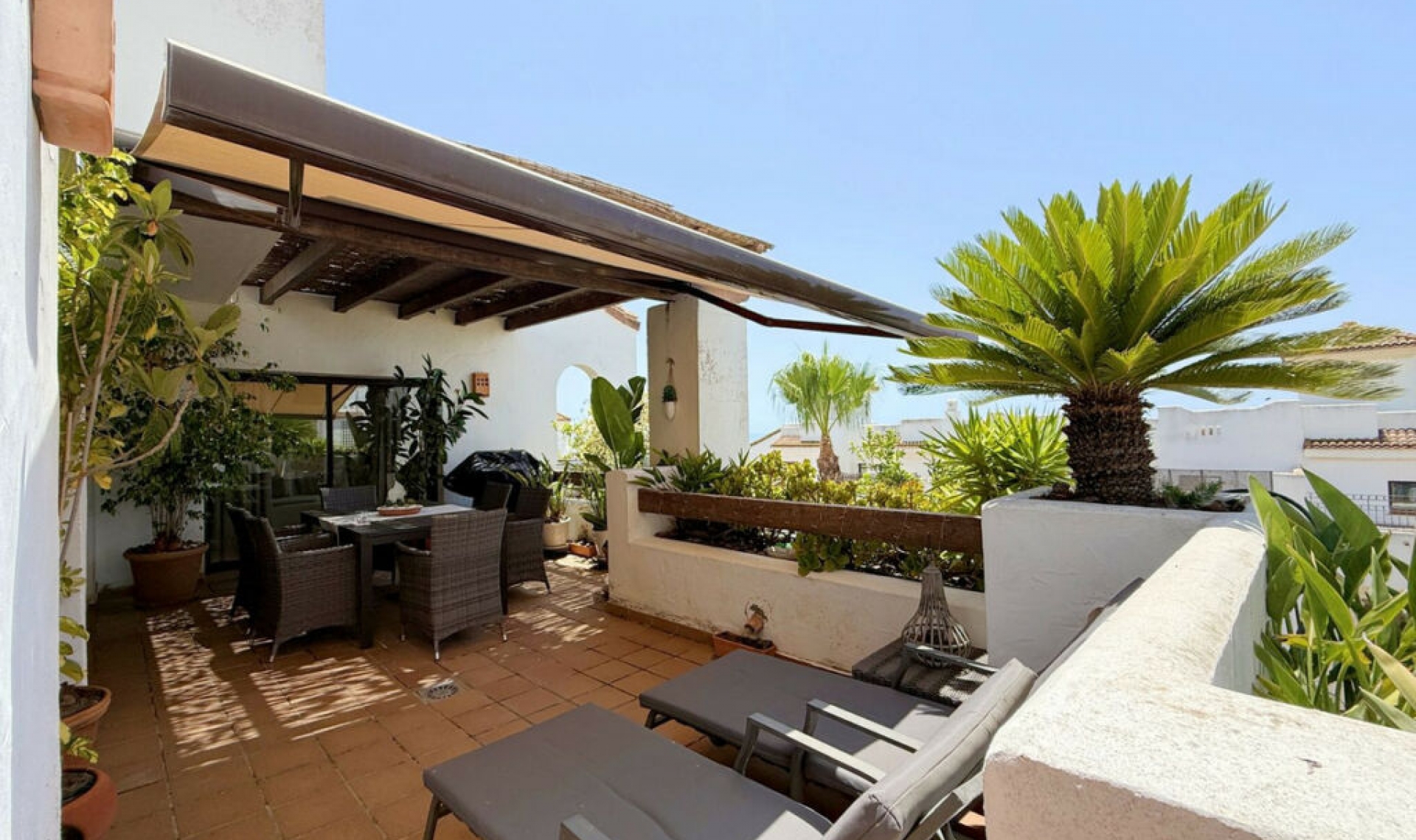 Resale - Apartment -
La Alcaidesa