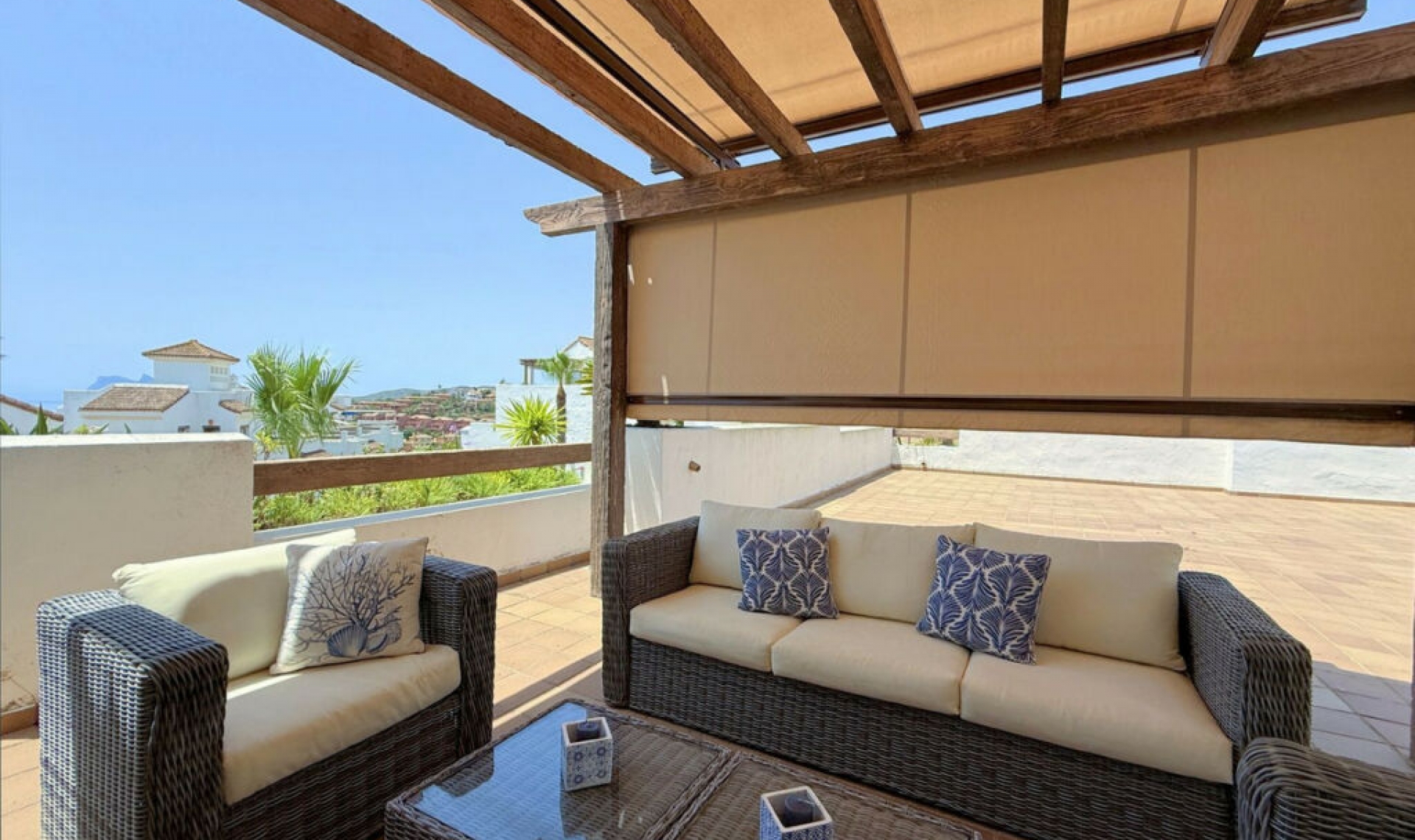 Resale - Apartment -
La Alcaidesa