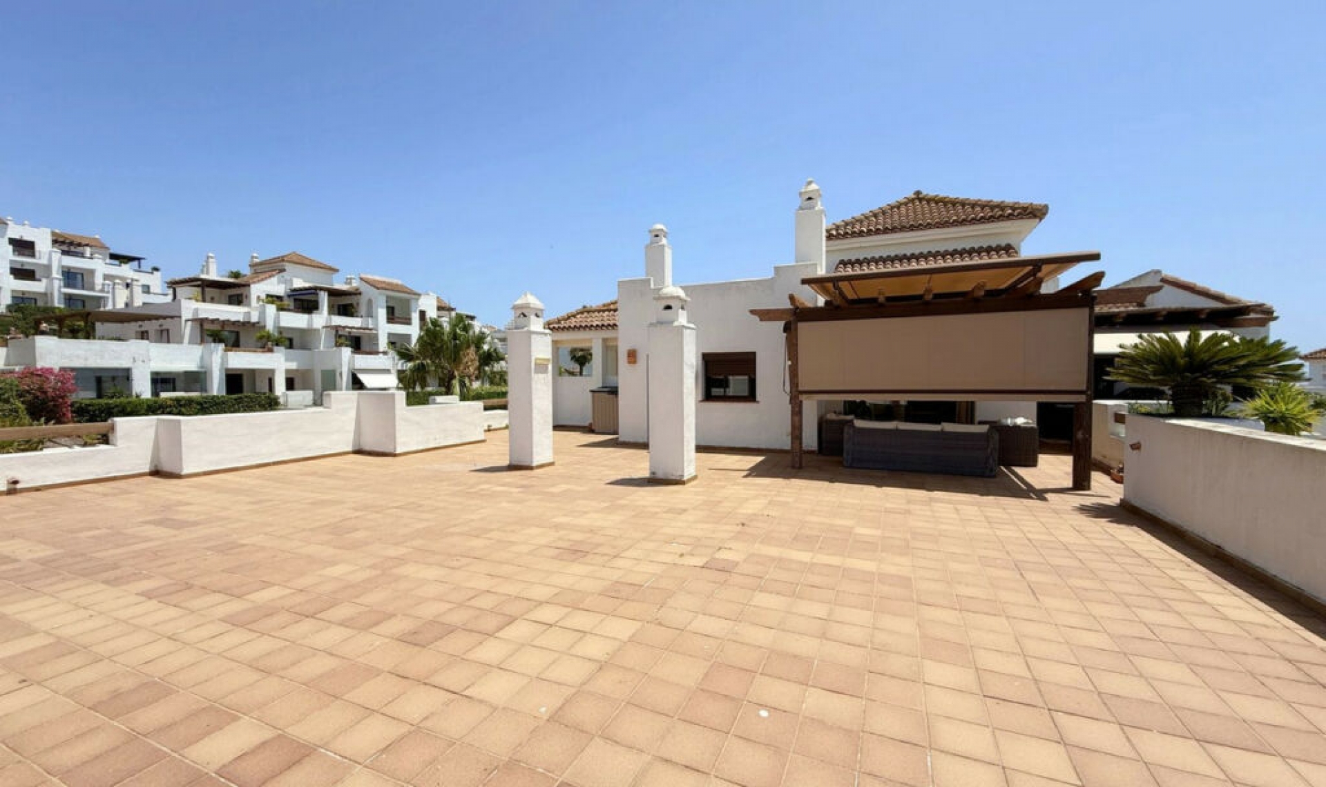 Resale - Apartment -
La Alcaidesa