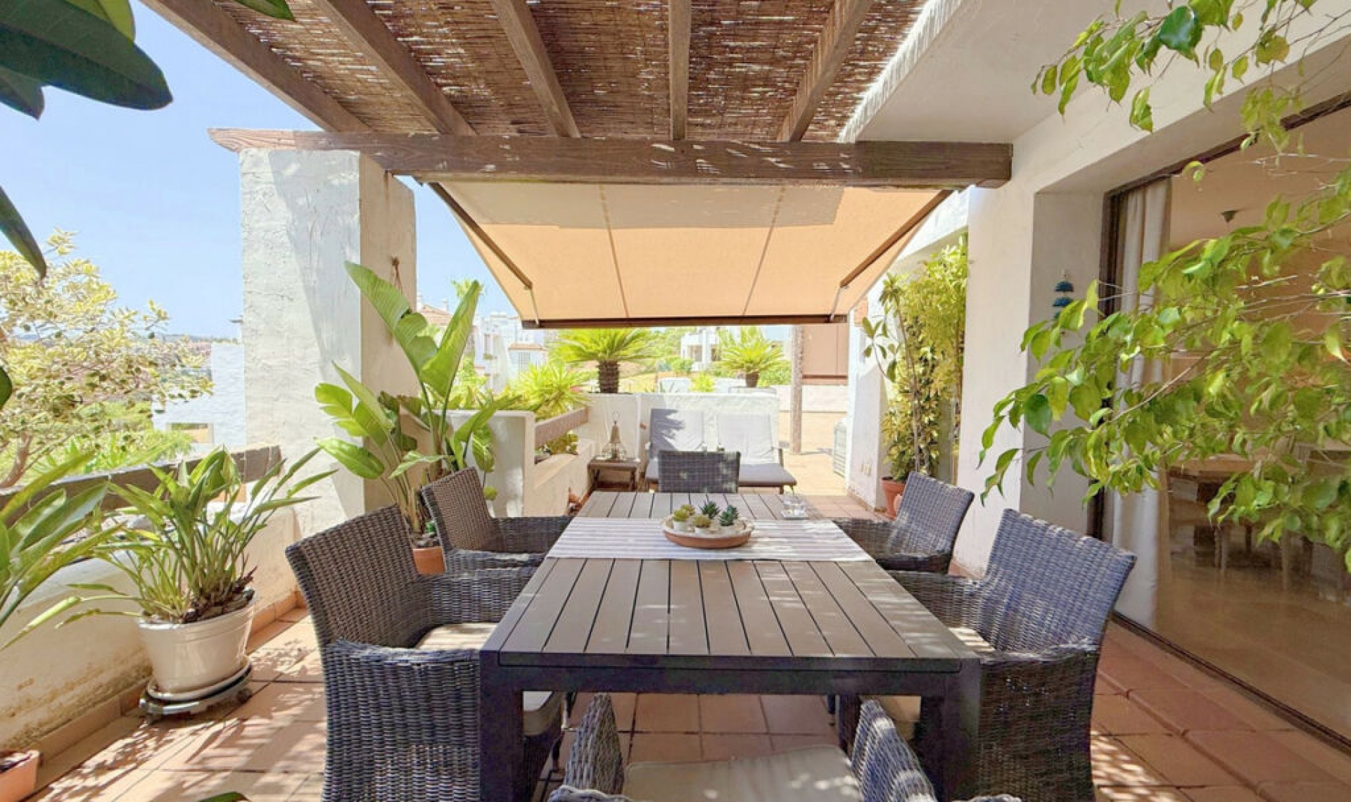 Resale - Apartment -
La Alcaidesa