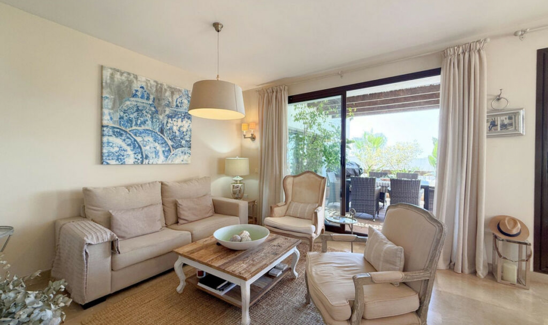 Resale - Apartment -
La Alcaidesa