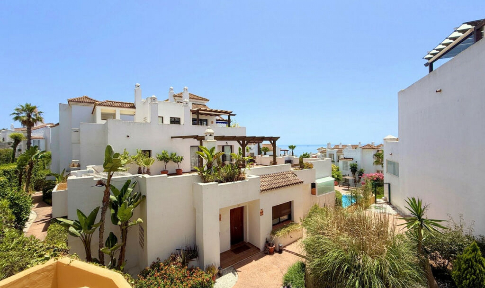 Resale - Apartment -
La Alcaidesa