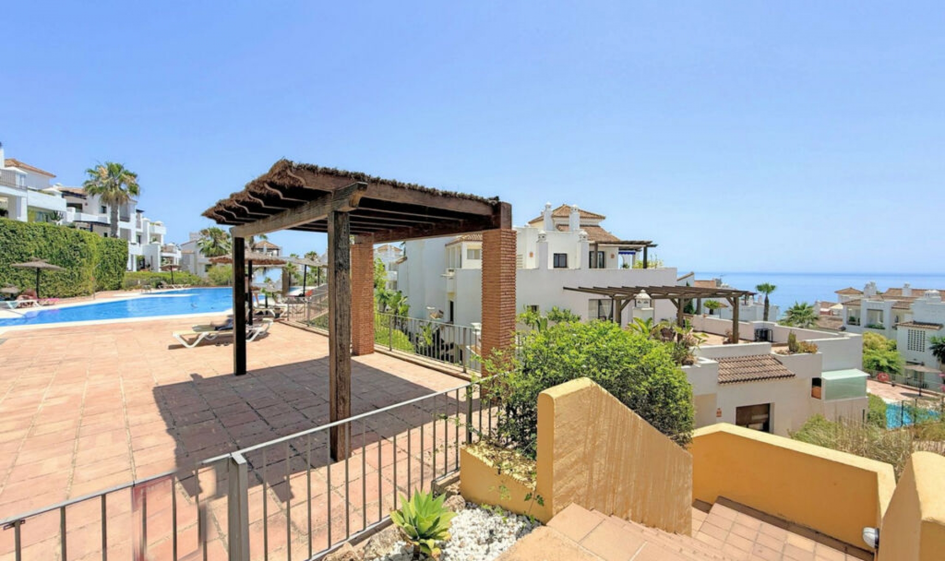 Resale - Apartment -
La Alcaidesa