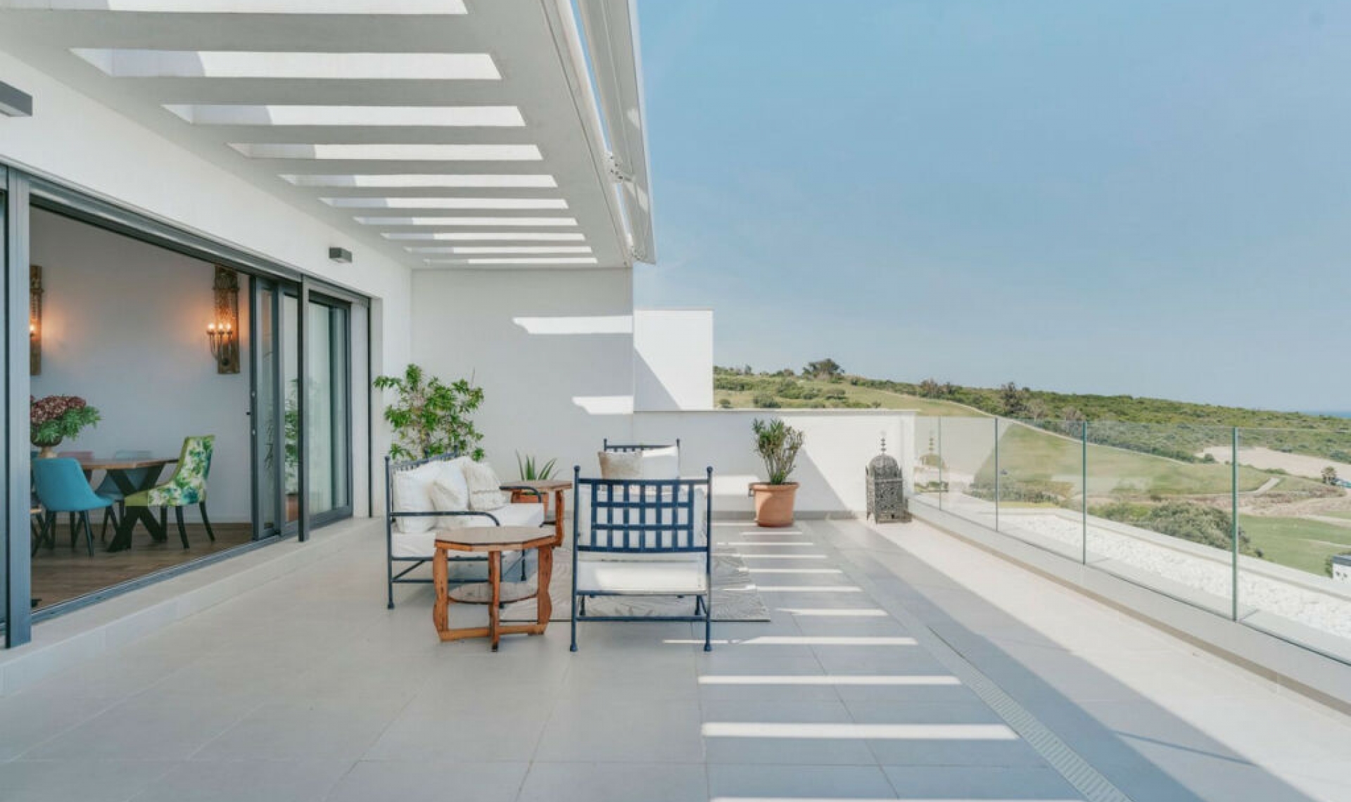 Resale - Apartment -
La Alcaidesa