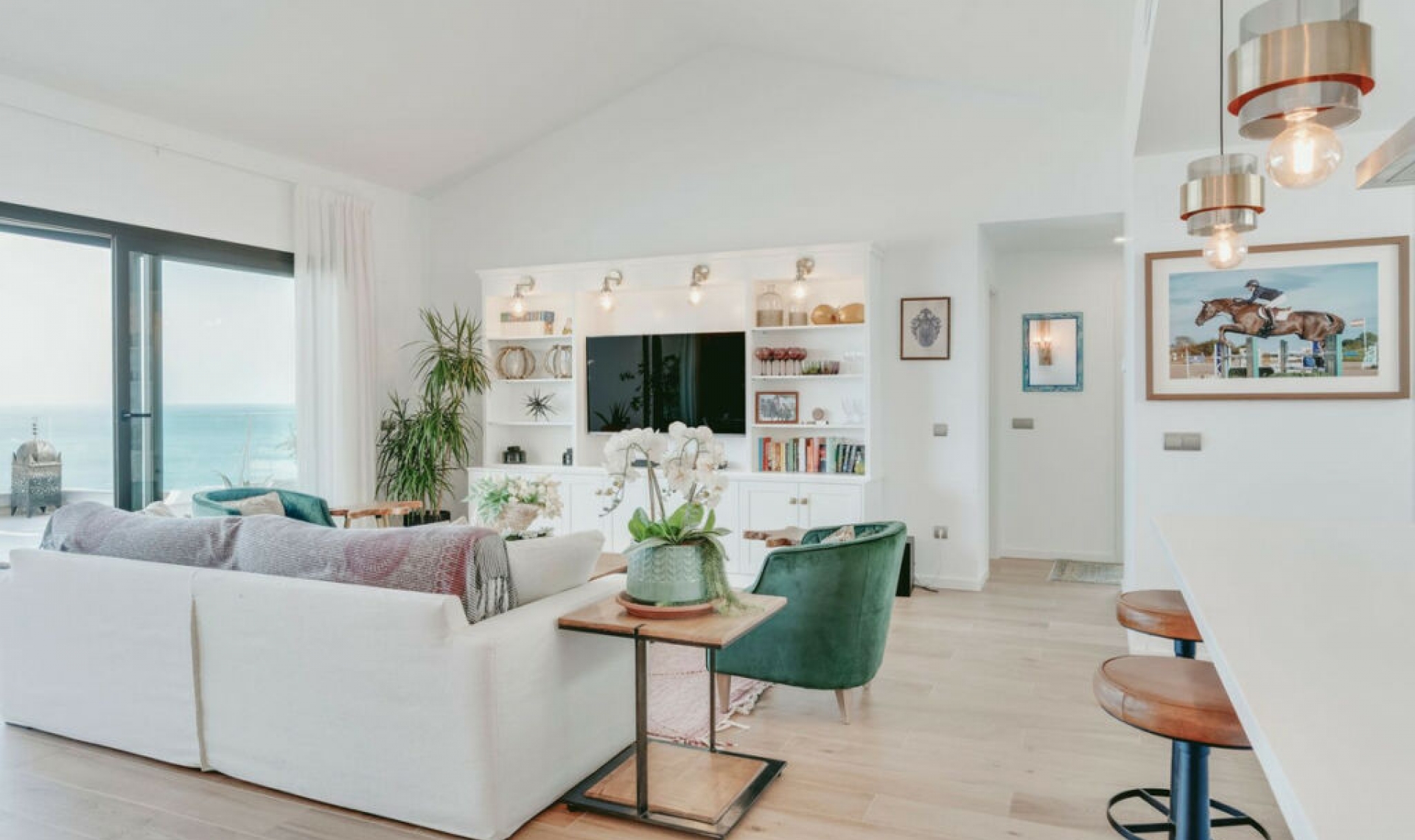 Resale - Apartment -
La Alcaidesa