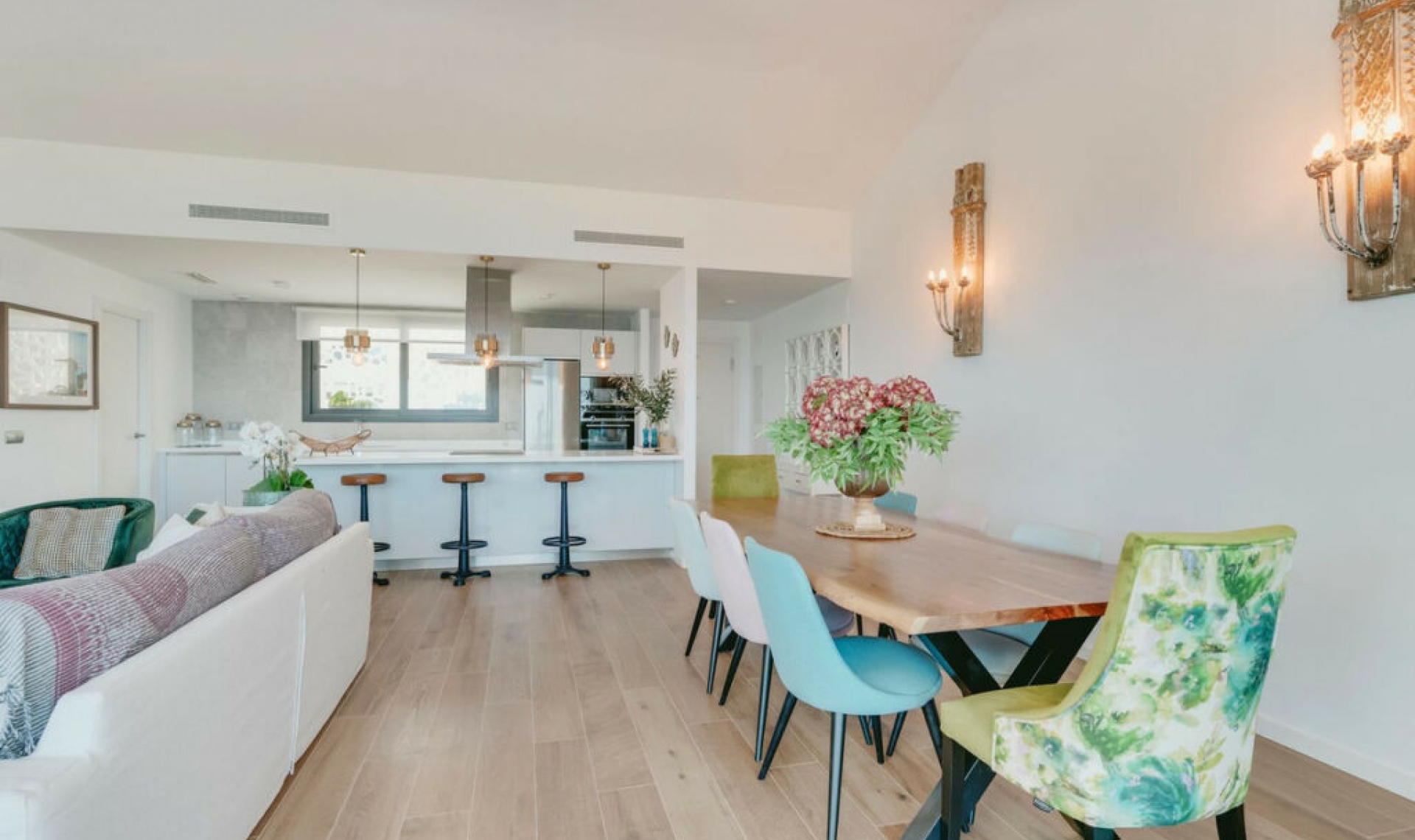 Resale - Apartment -
La Alcaidesa