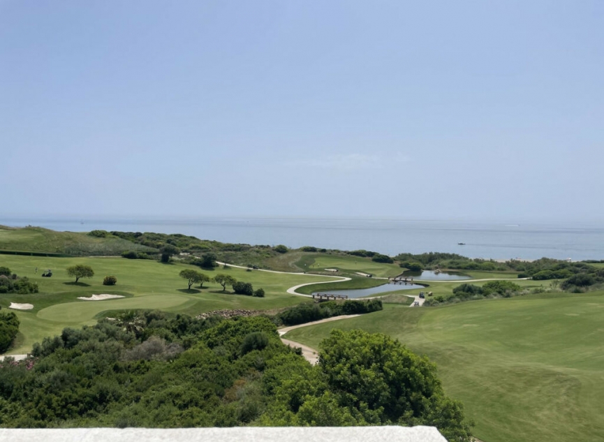 Resale - Apartment -
La Alcaidesa