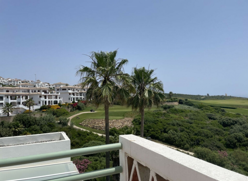 Resale - Apartment -
La Alcaidesa