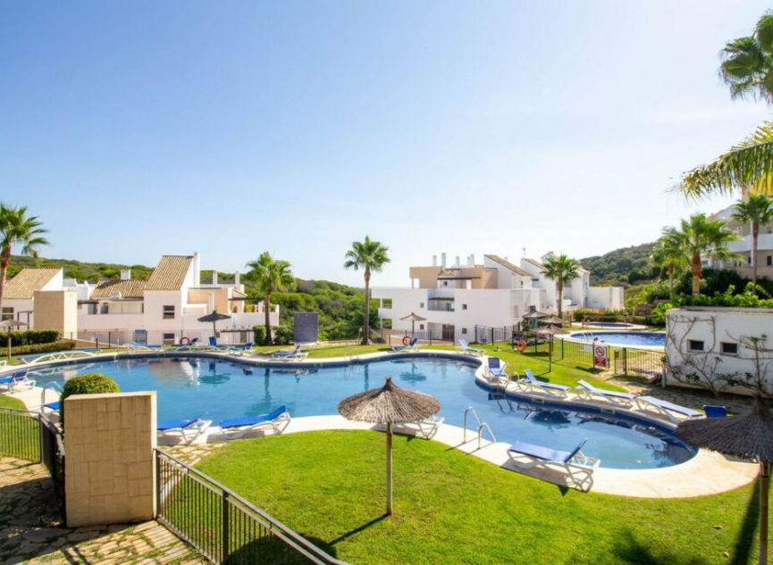 Resale - Apartment -
La Alcaidesa