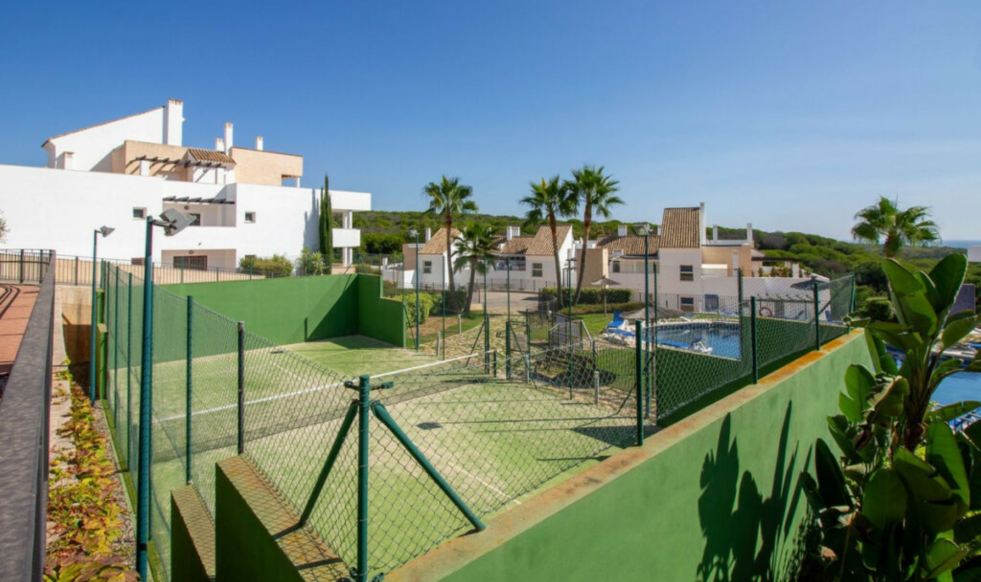 Resale - Apartment -
La Alcaidesa