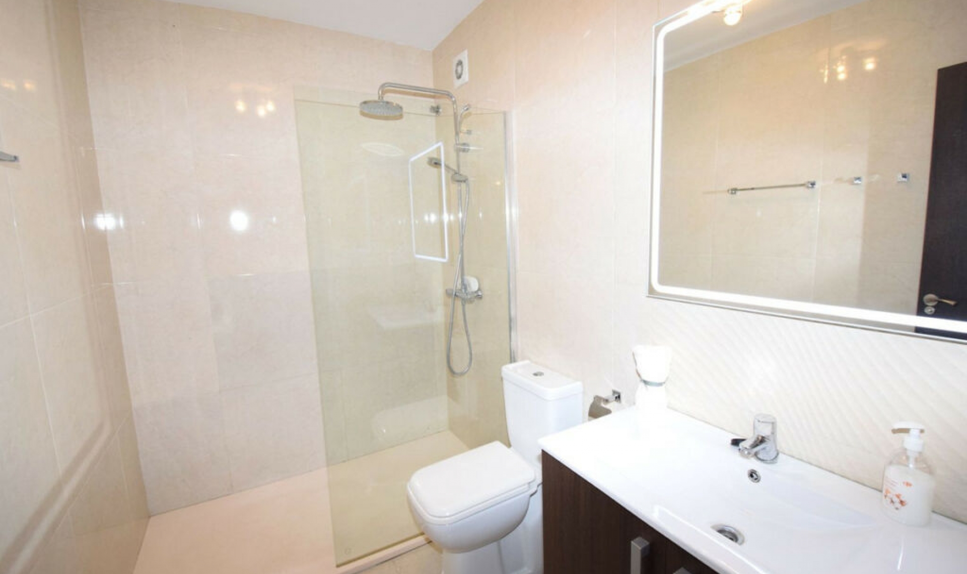 Resale - Apartment -
La Cala de Mijas