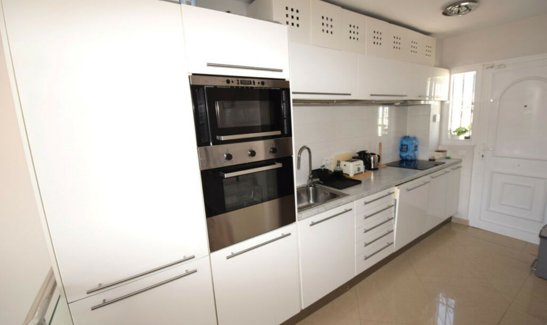Resale - Apartment -
La Cala de Mijas