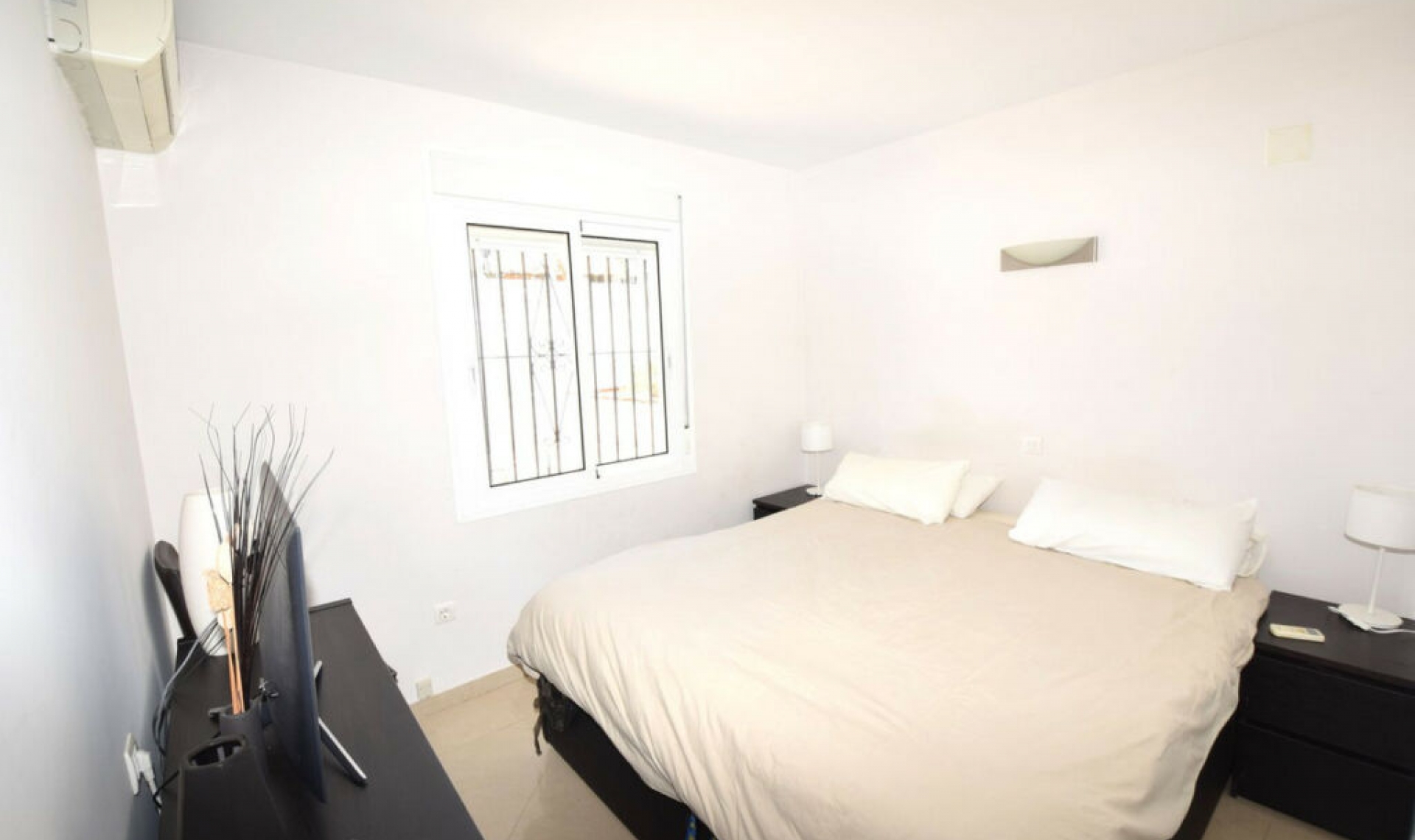 Resale - Apartment -
La Cala de Mijas