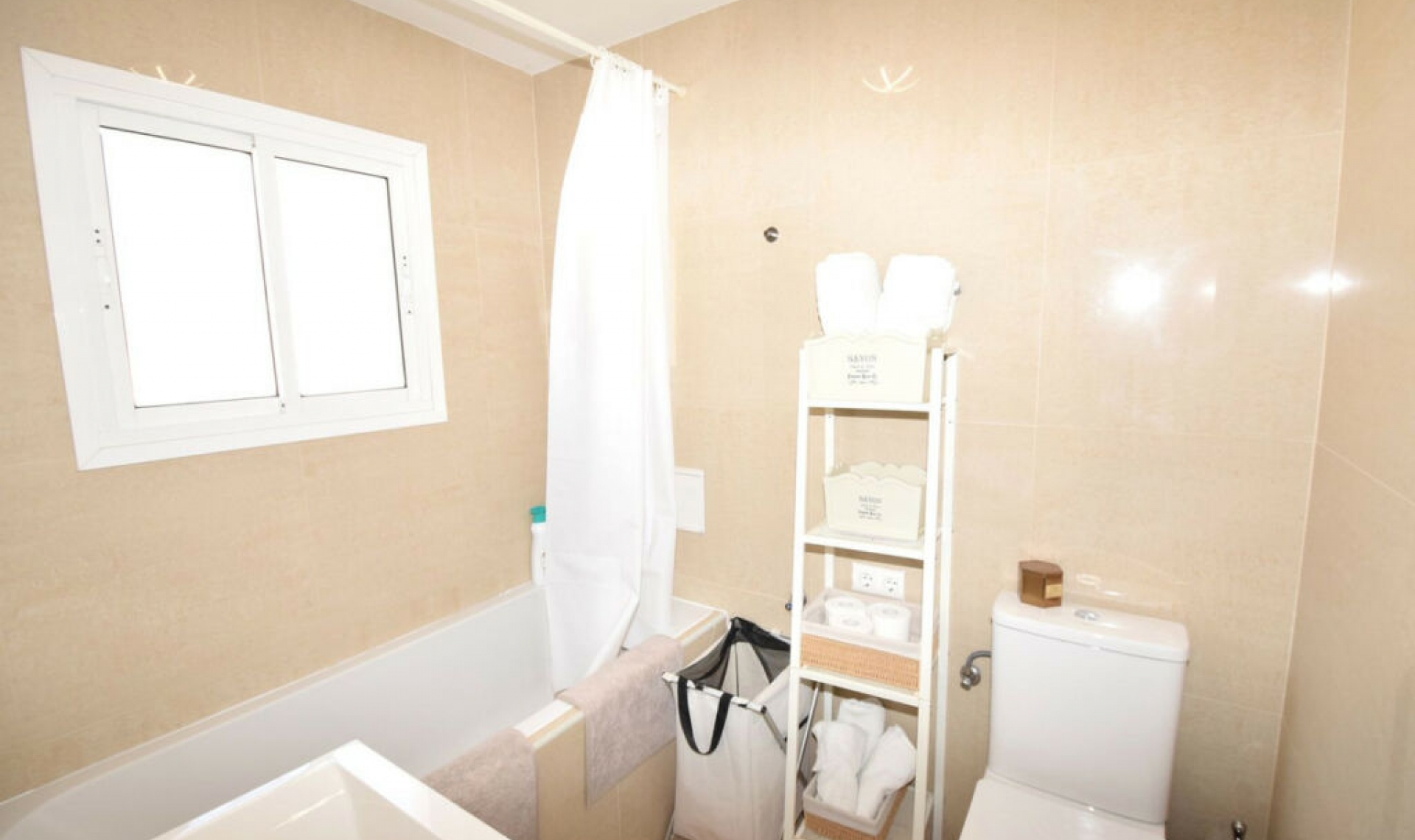 Resale - Apartment -
La Cala de Mijas