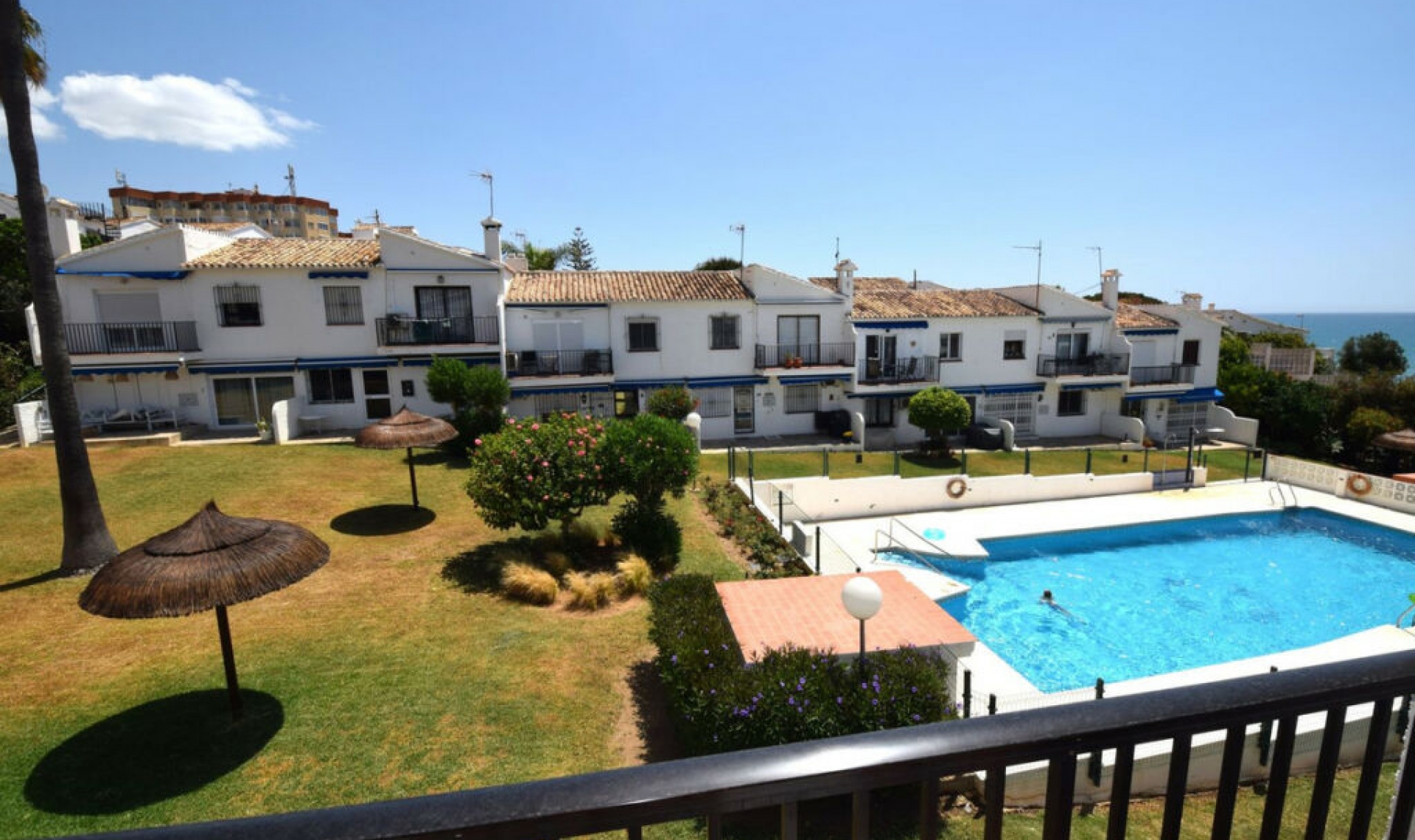 Resale - Apartment -
La Cala de Mijas