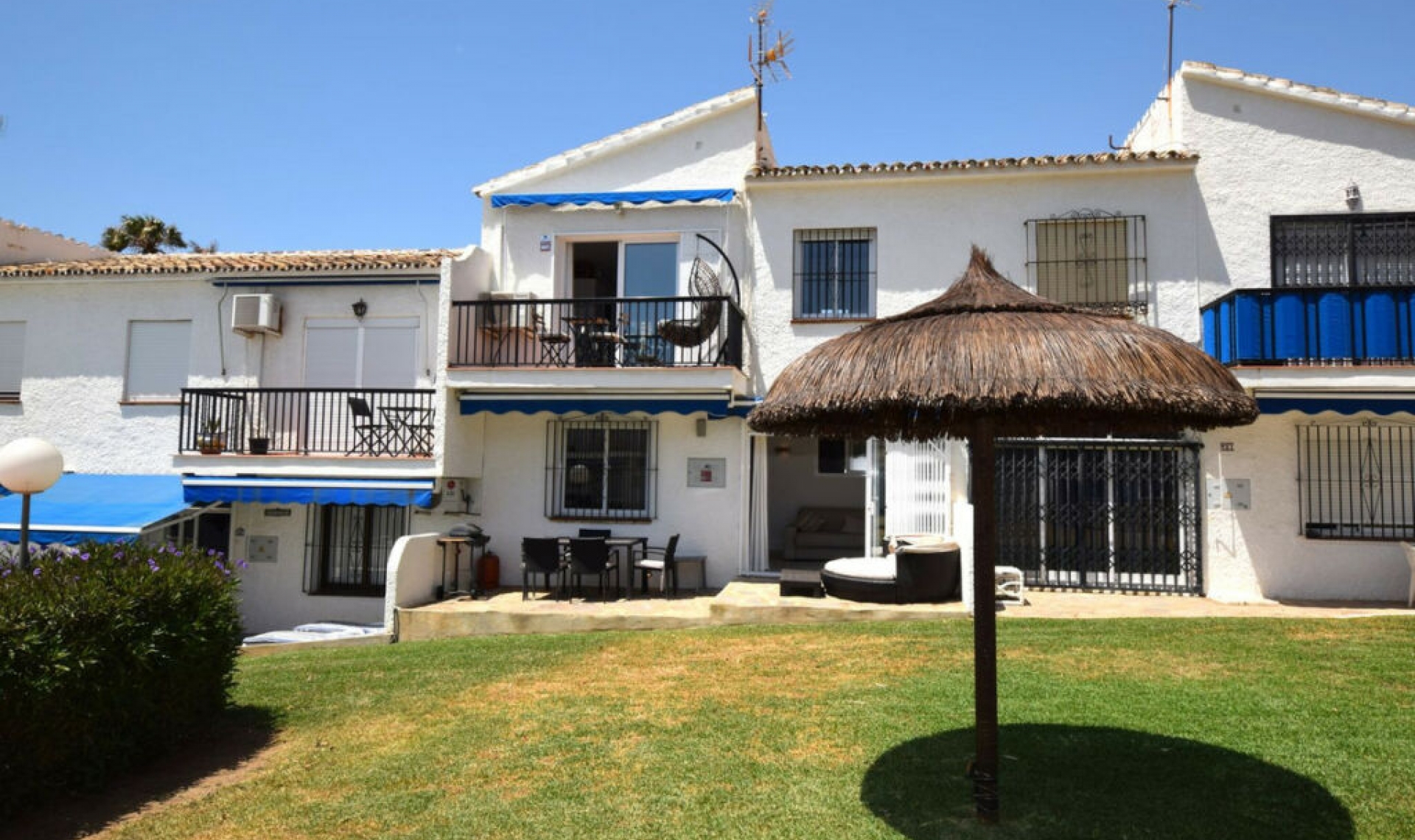 Resale - Apartment -
La Cala de Mijas