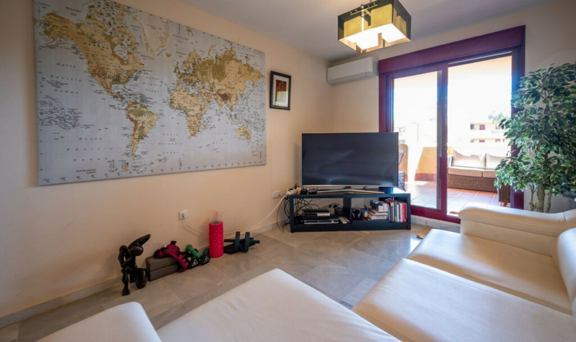 Resale - Apartment -
La Cala de Mijas