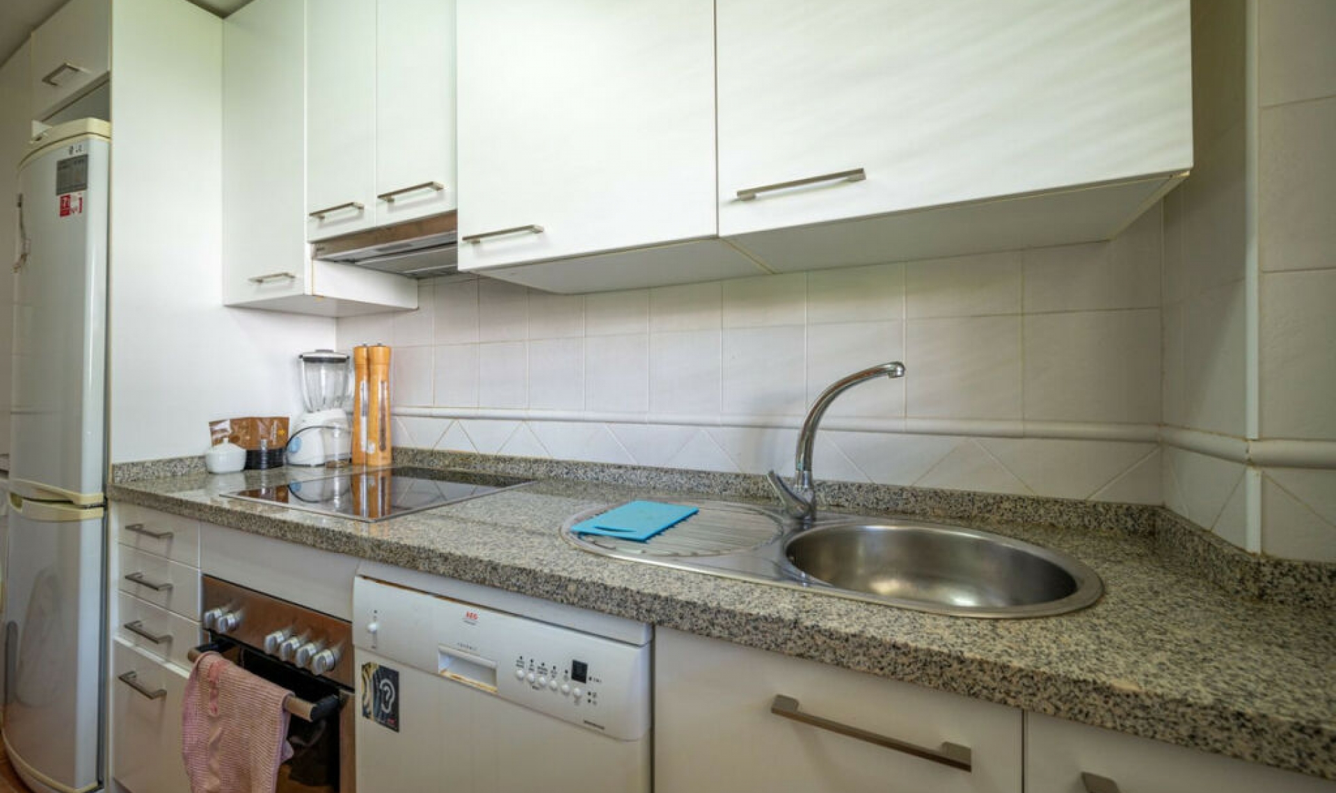 Resale - Apartment -
La Cala de Mijas