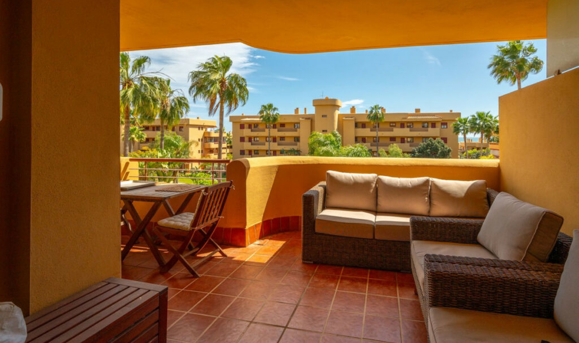 Resale - Apartment -
La Cala de Mijas