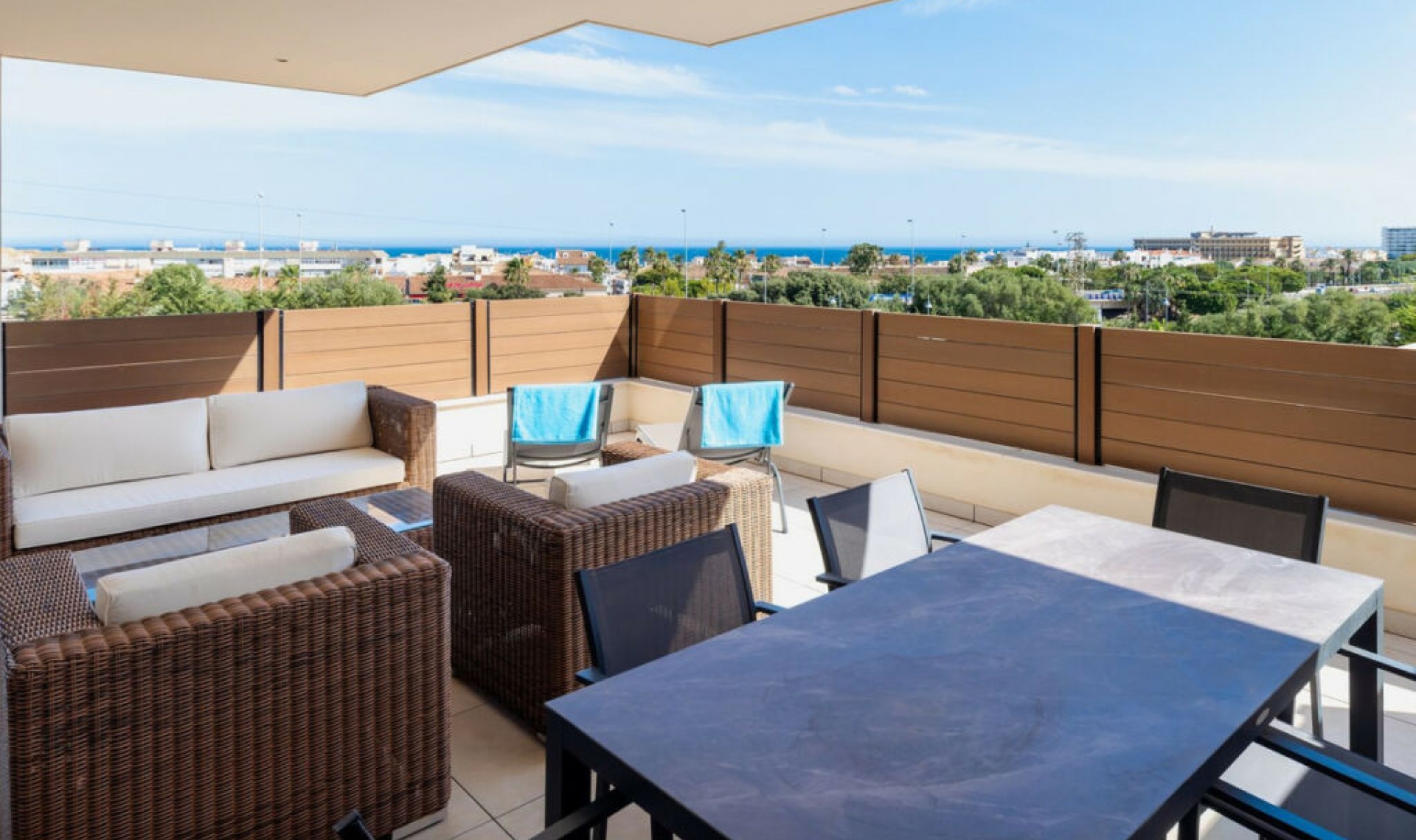Resale - Apartment -
La Cala de Mijas