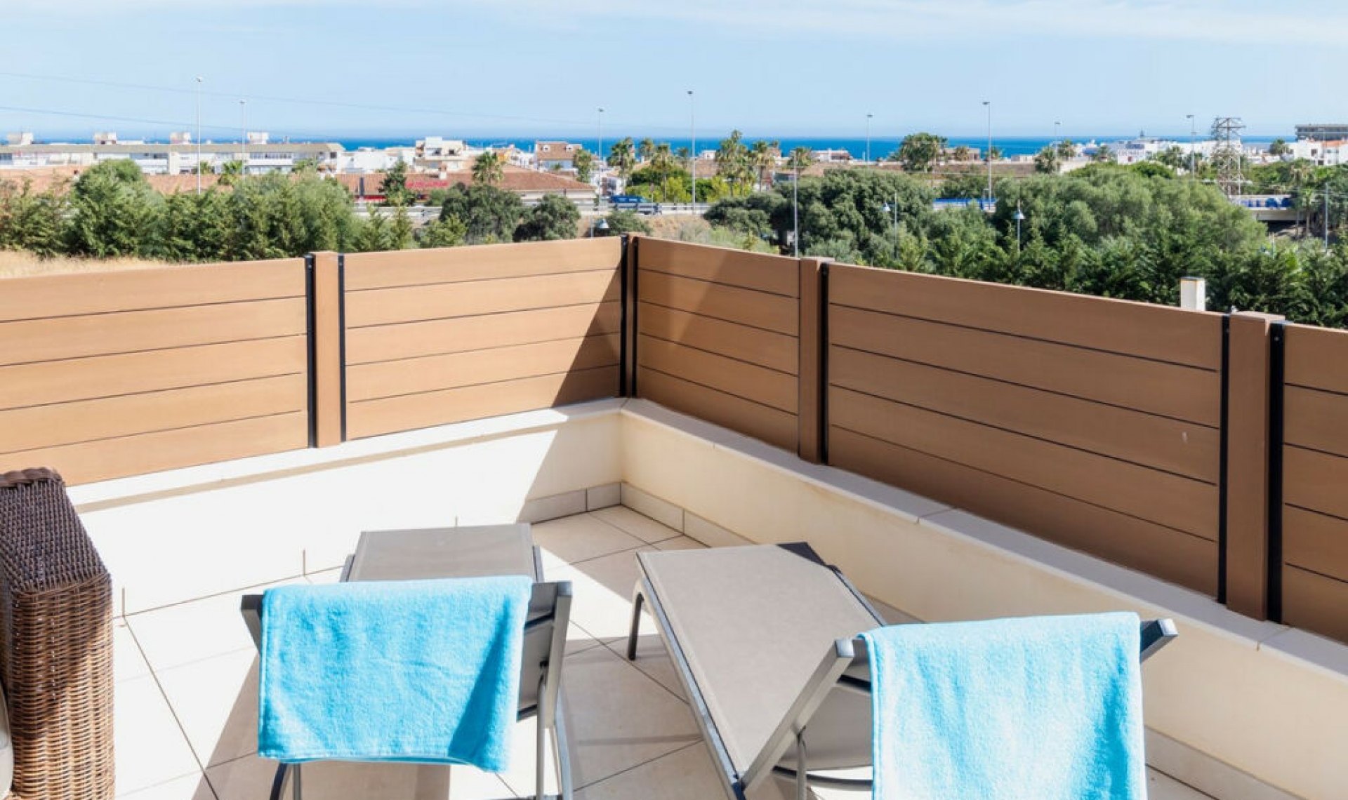 Resale - Apartment -
La Cala de Mijas
