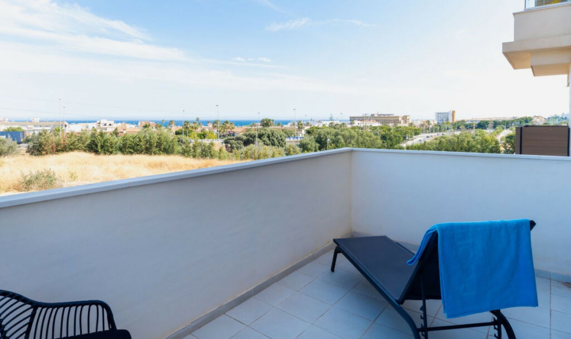 Resale - Apartment -
La Cala de Mijas