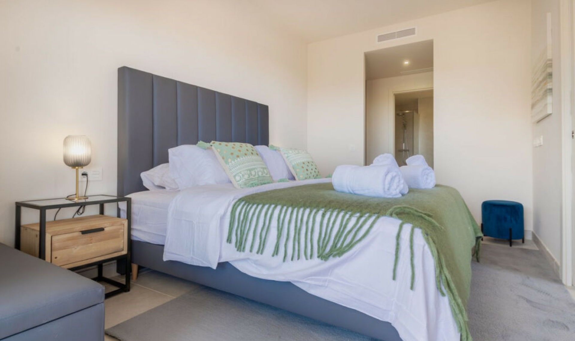 Resale - Apartment -
La Cala de Mijas