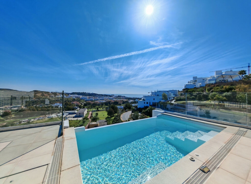 Resale - Apartment -
La Cala de Mijas
