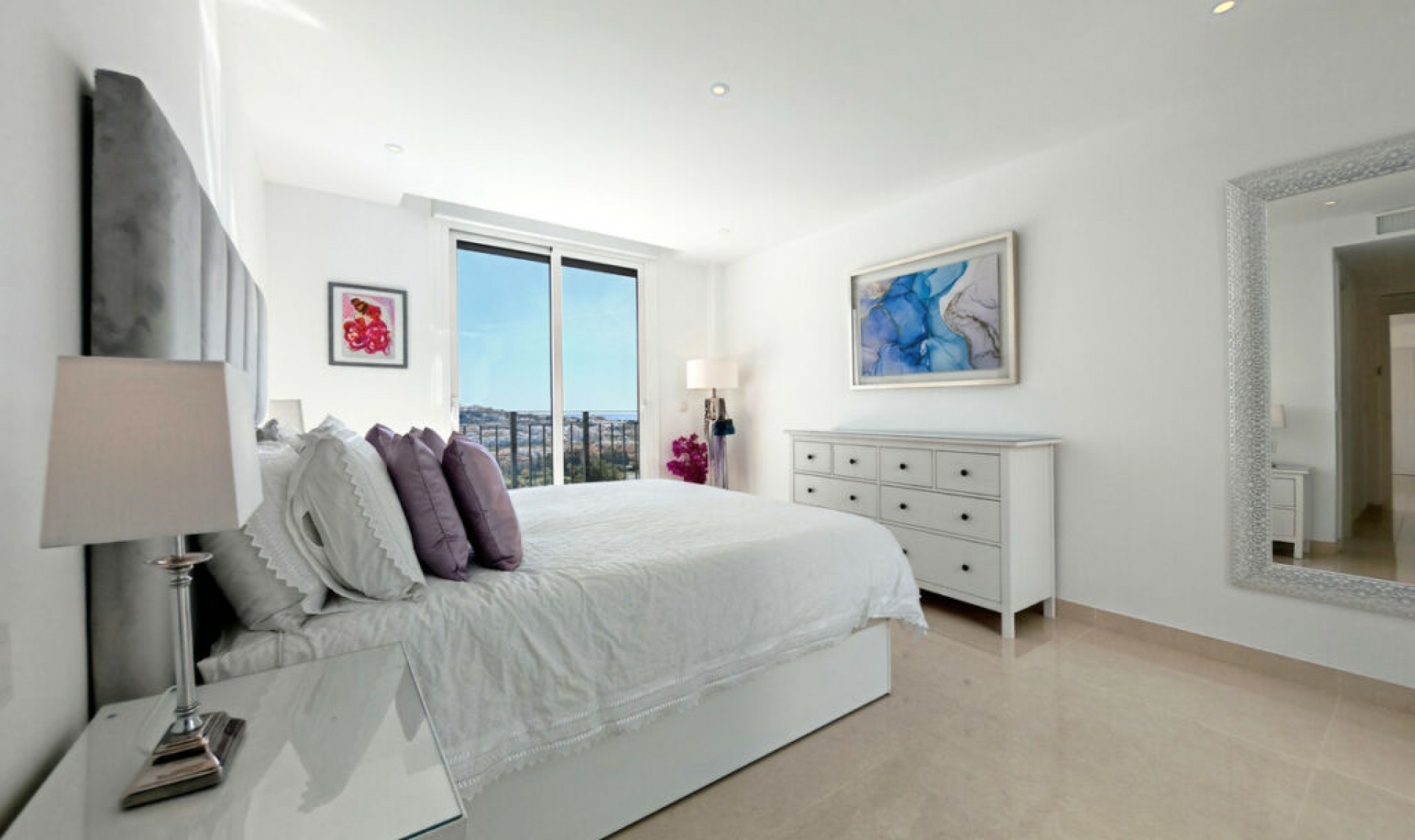 Resale - Apartment -
La Cala de Mijas