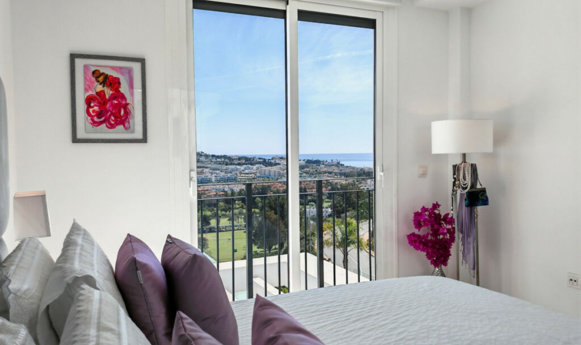 Resale - Apartment -
La Cala de Mijas