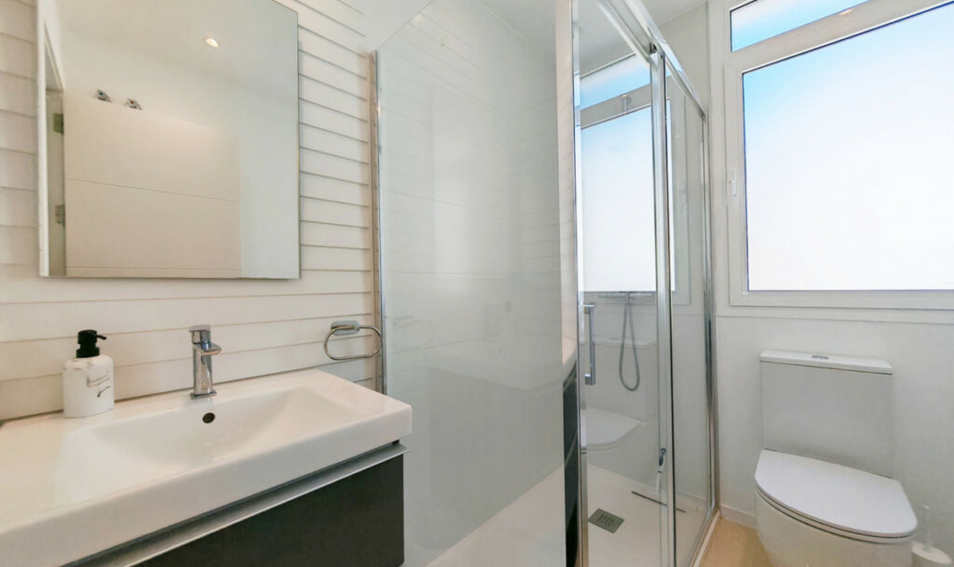 Resale - Apartment -
La Cala de Mijas