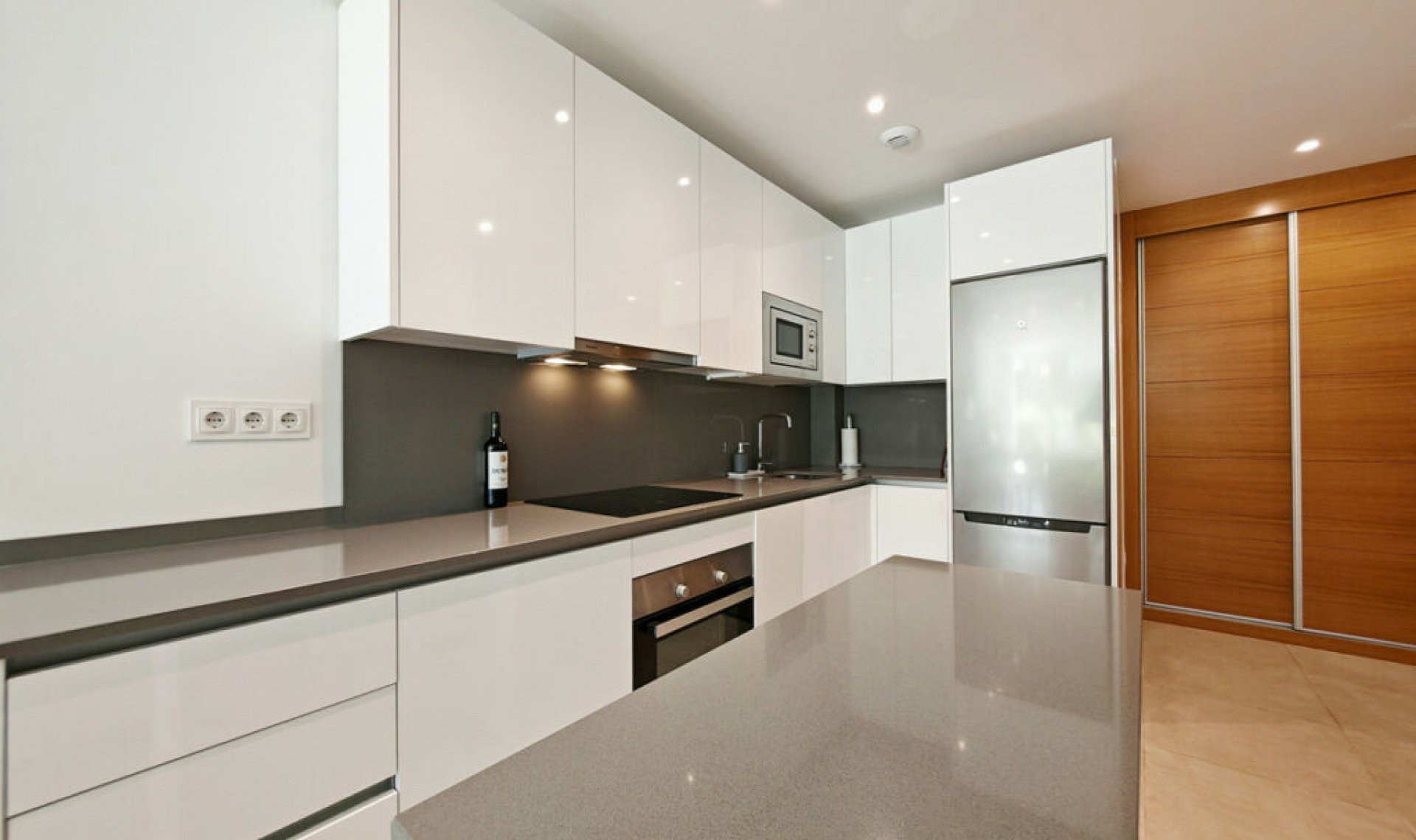 Resale - Apartment -
La Cala de Mijas