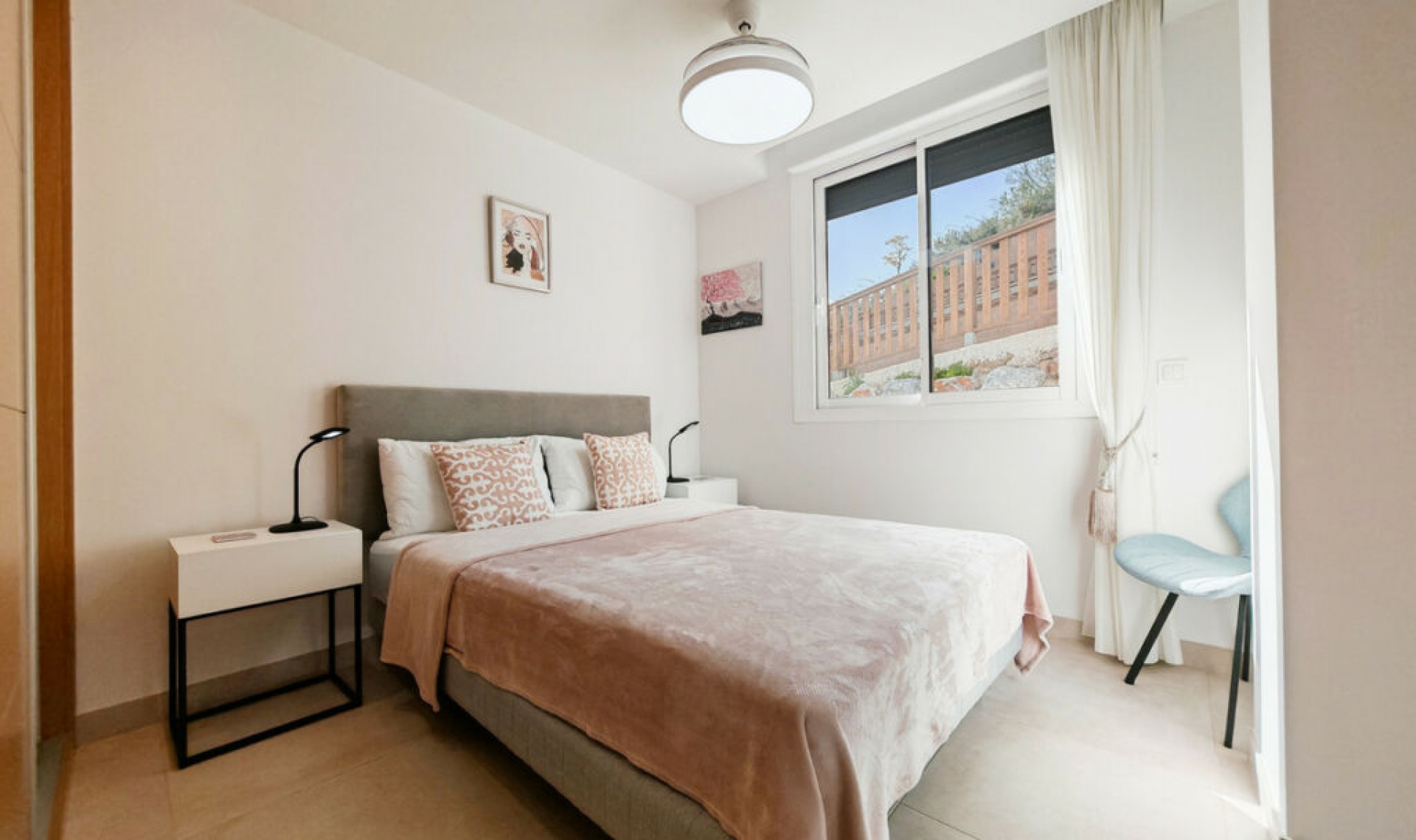 Resale - Apartment -
La Cala de Mijas