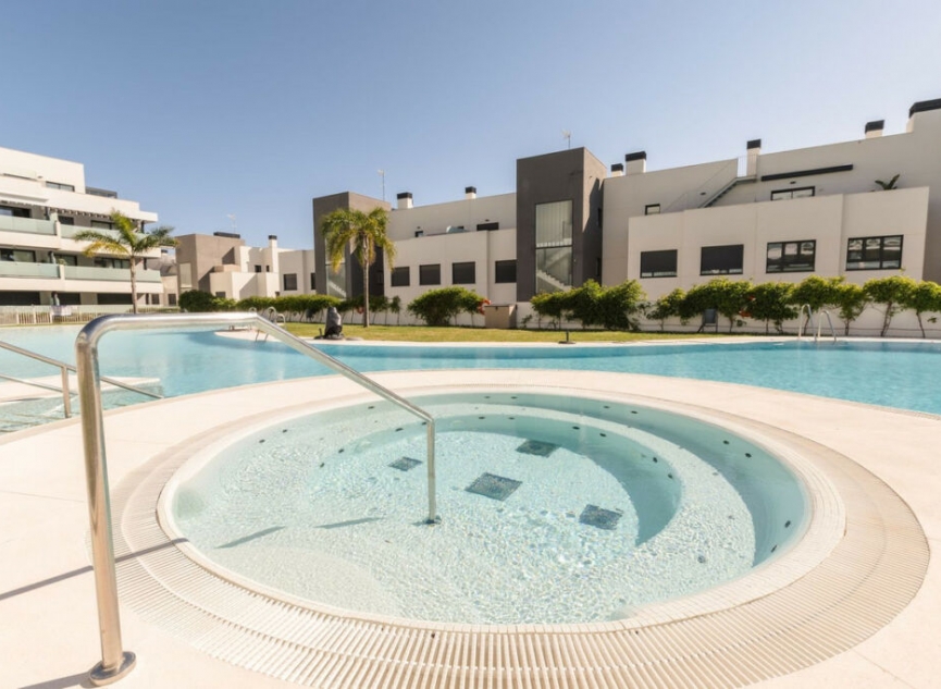 Resale - Apartment -
La Cala de Mijas