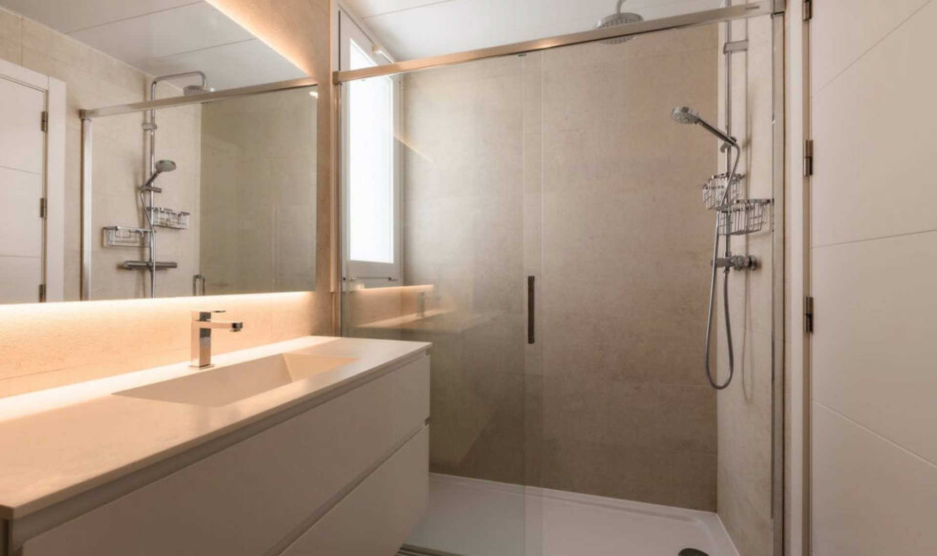 Resale - Apartment -
La Cala de Mijas