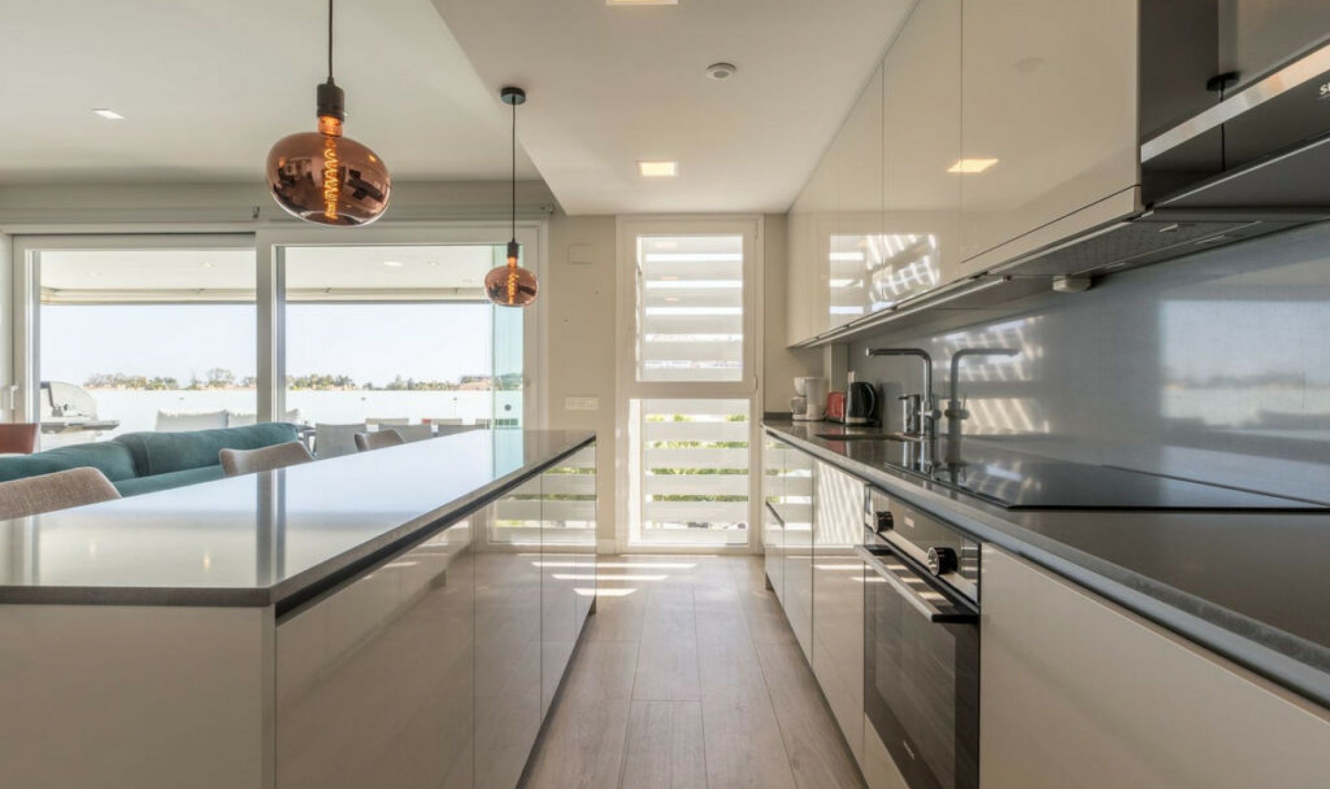 Resale - Apartment -
La Cala de Mijas