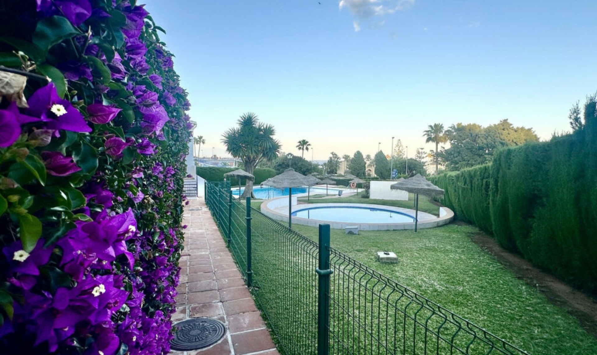 Resale - Apartment -
La Cala de Mijas