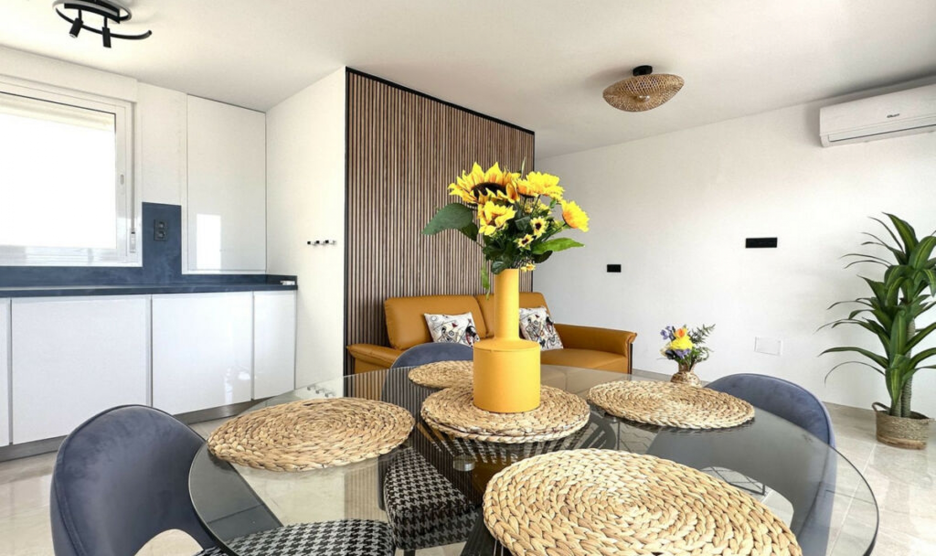 Resale - Apartment -
La Cala de Mijas