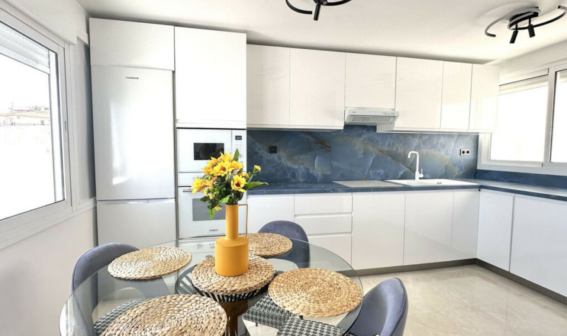 Resale - Apartment -
La Cala de Mijas