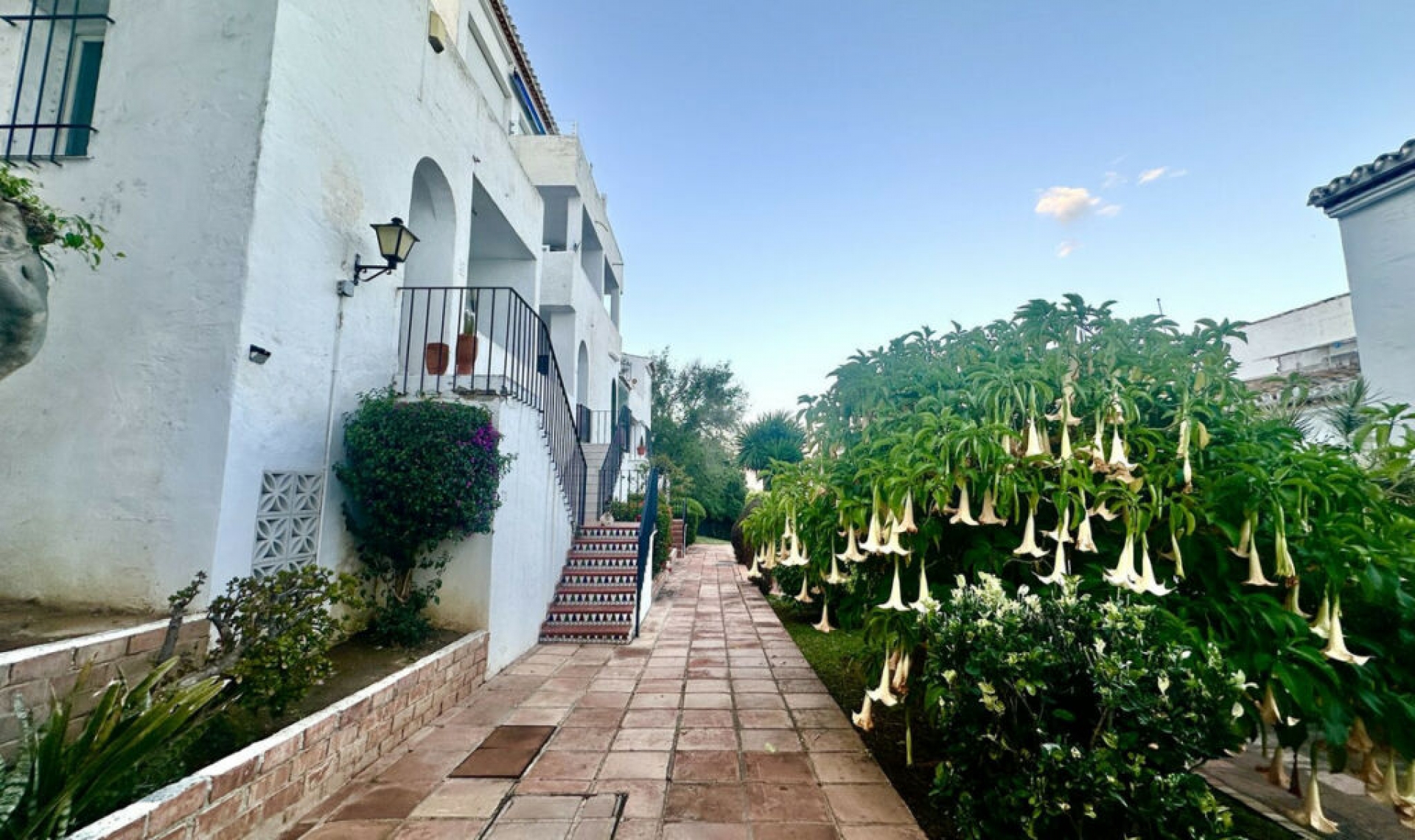 Resale - Apartment -
La Cala de Mijas