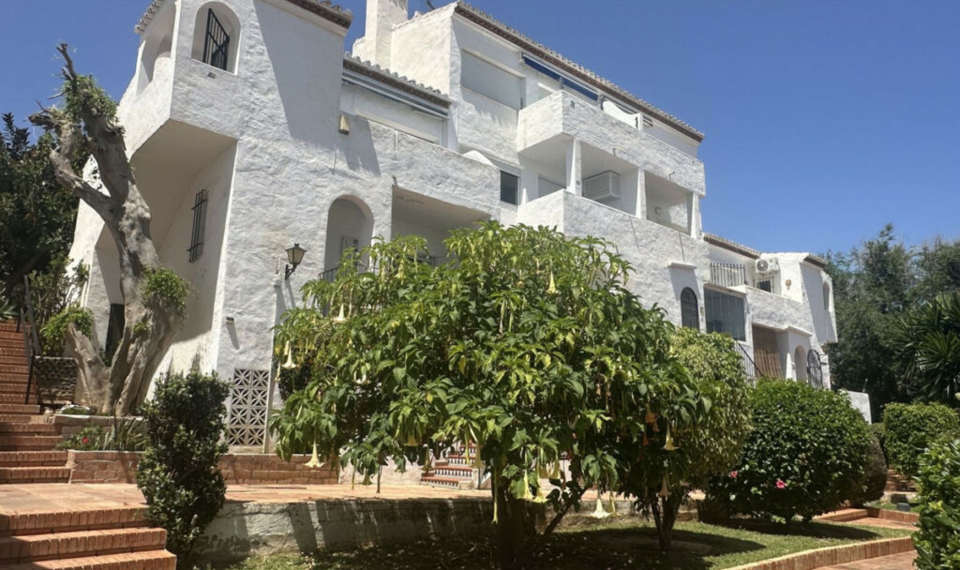 Resale - Apartment -
La Cala de Mijas