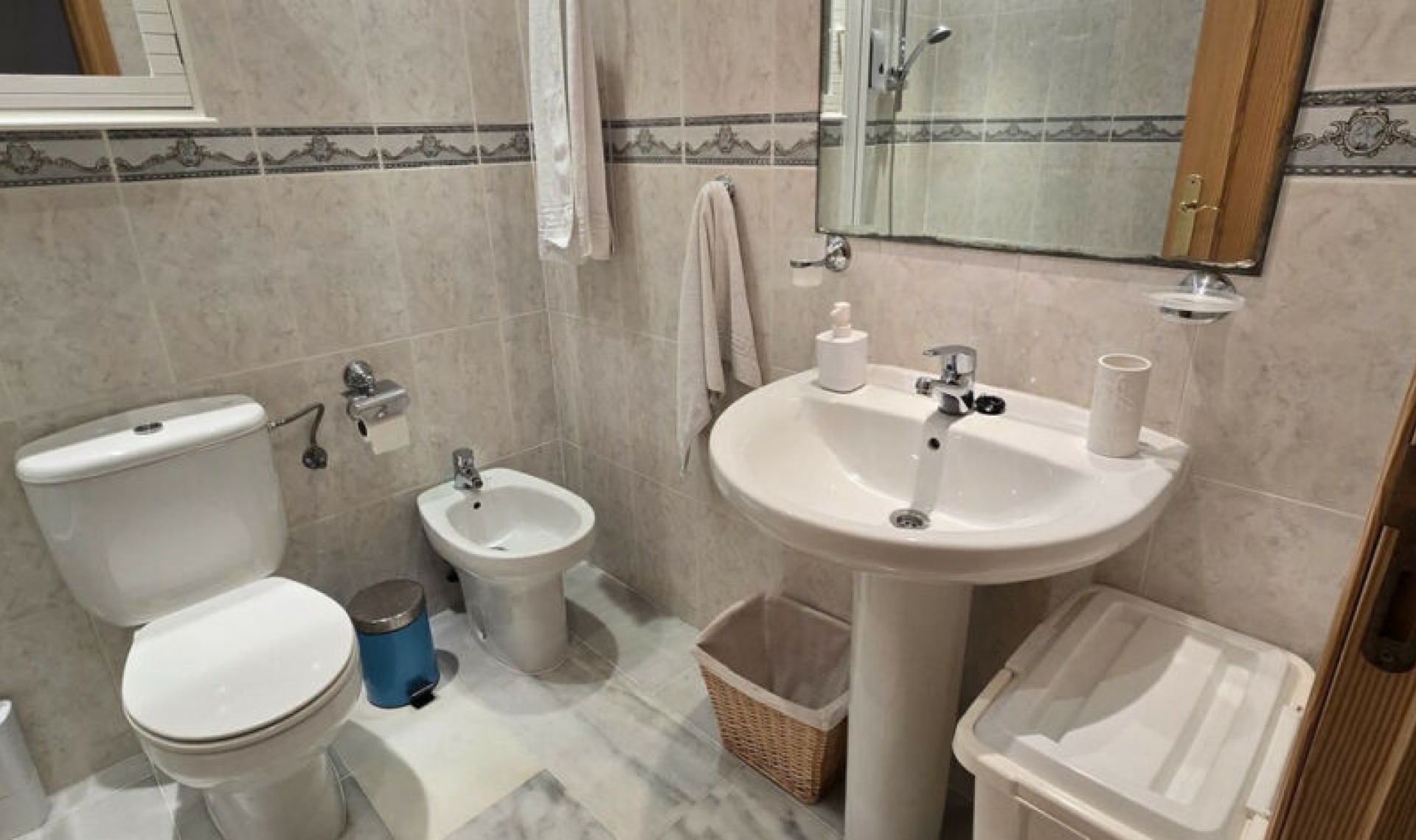 Resale - Apartment -
La Cala de Mijas