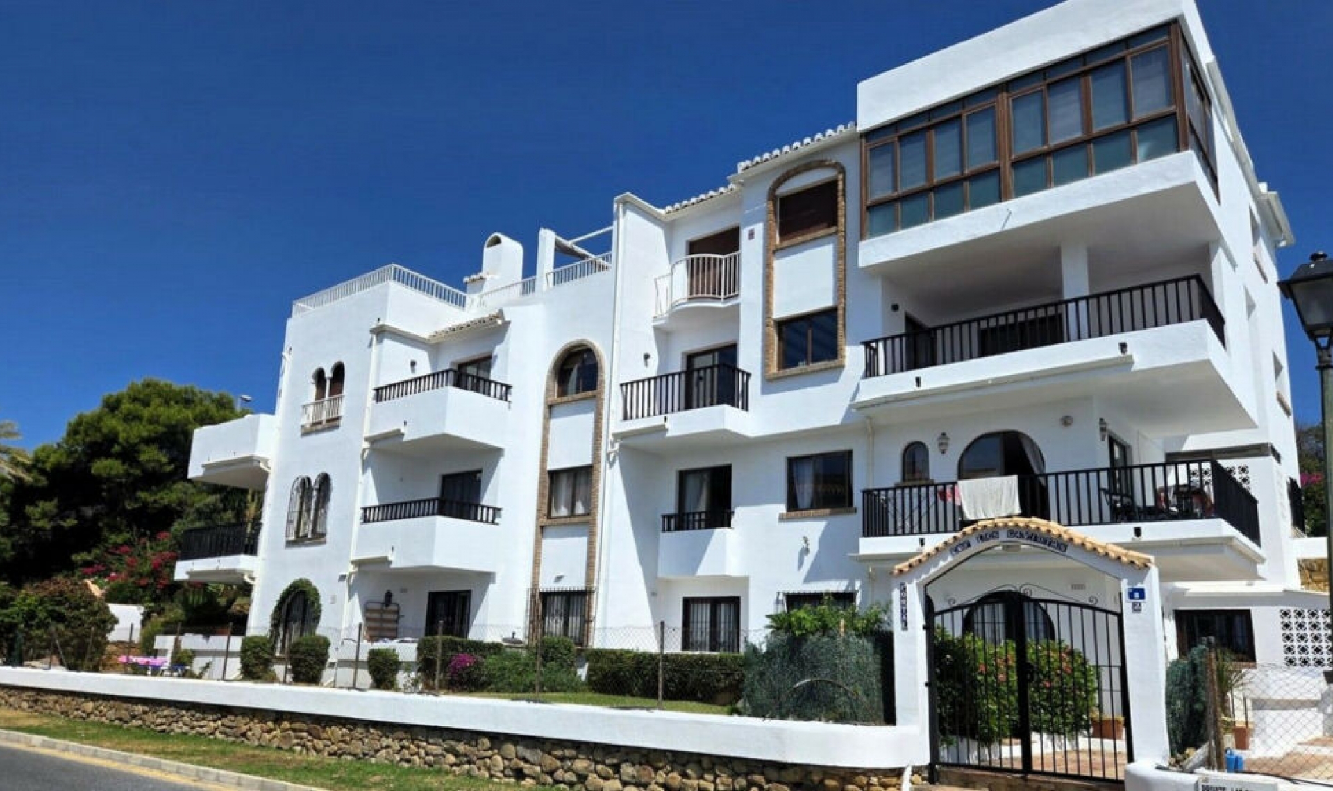 Resale - Apartment -
La Cala de Mijas