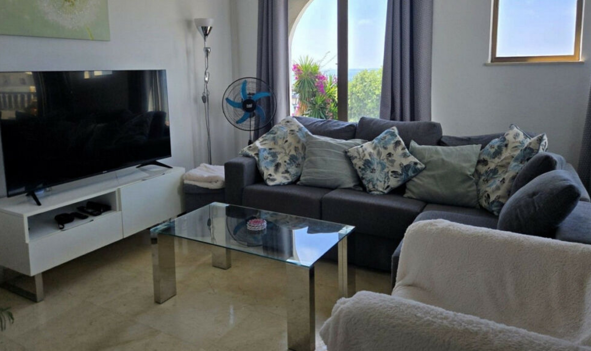 Resale - Apartment -
La Cala de Mijas
