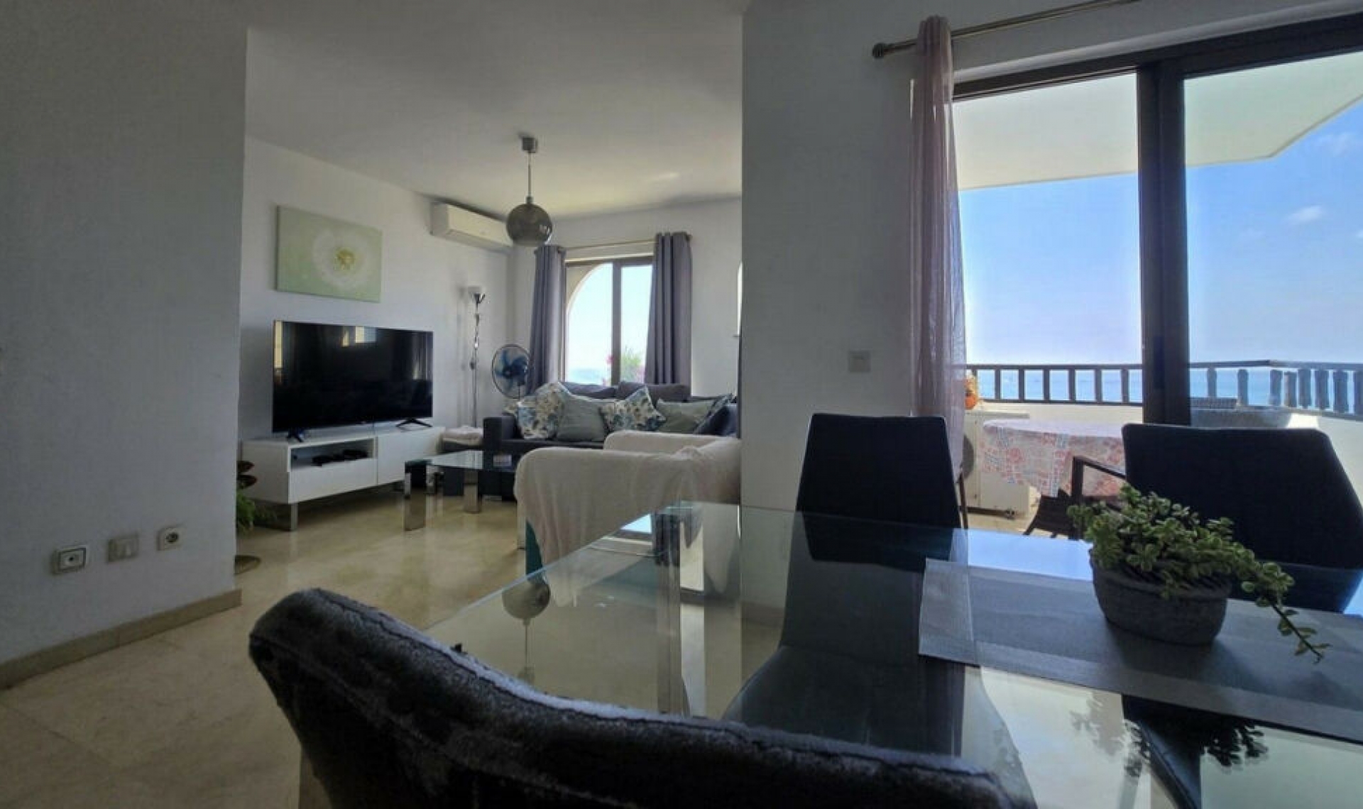 Resale - Apartment -
La Cala de Mijas