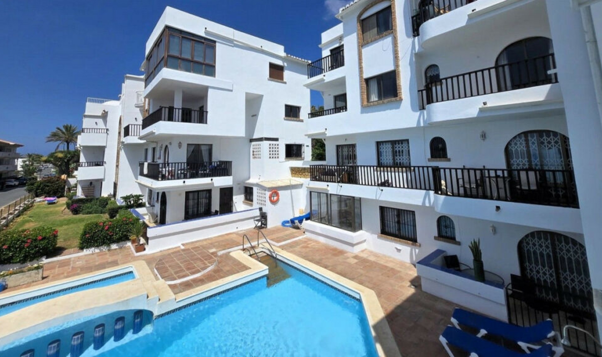 Resale - Apartment -
La Cala de Mijas