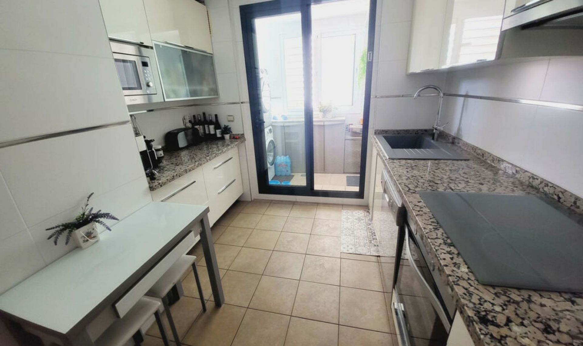 Resale - Apartment -
La Cala de Mijas