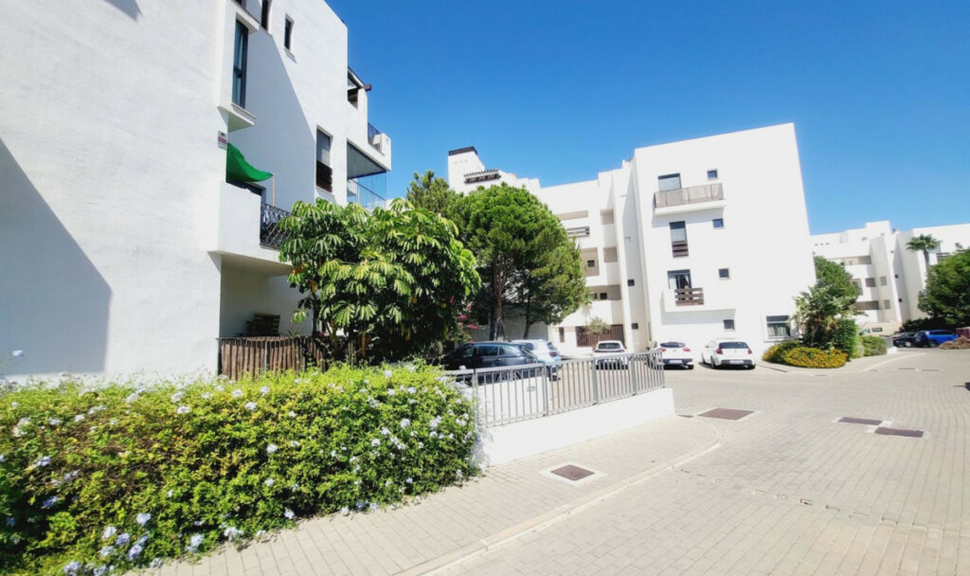 Resale - Apartment -
La Cala de Mijas