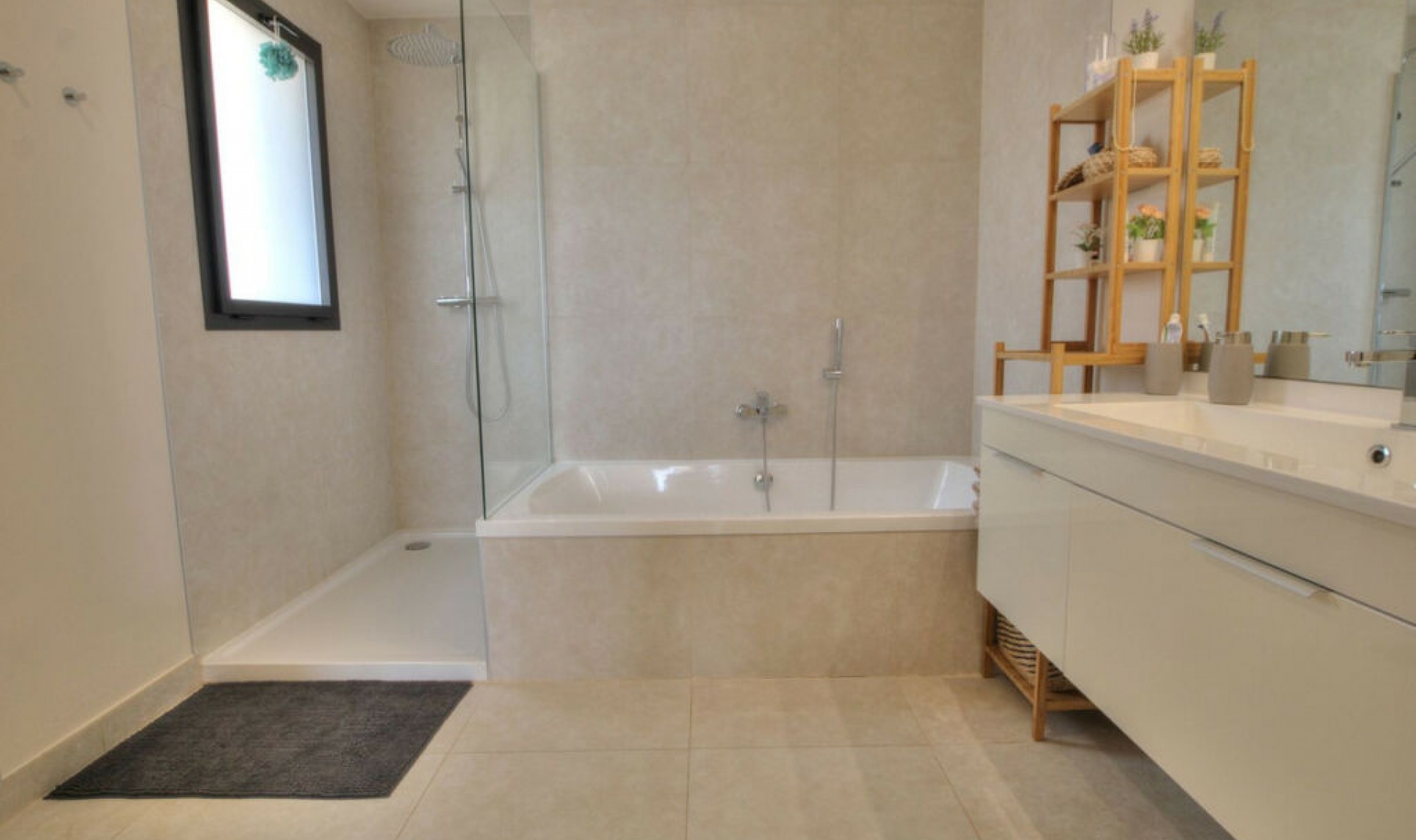 Resale - Apartment -
La Cala de Mijas